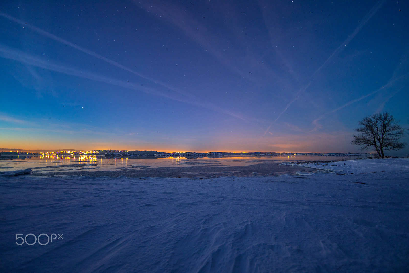 Canon EF 14mm F2.8L II USM sample photo. Winter night photography