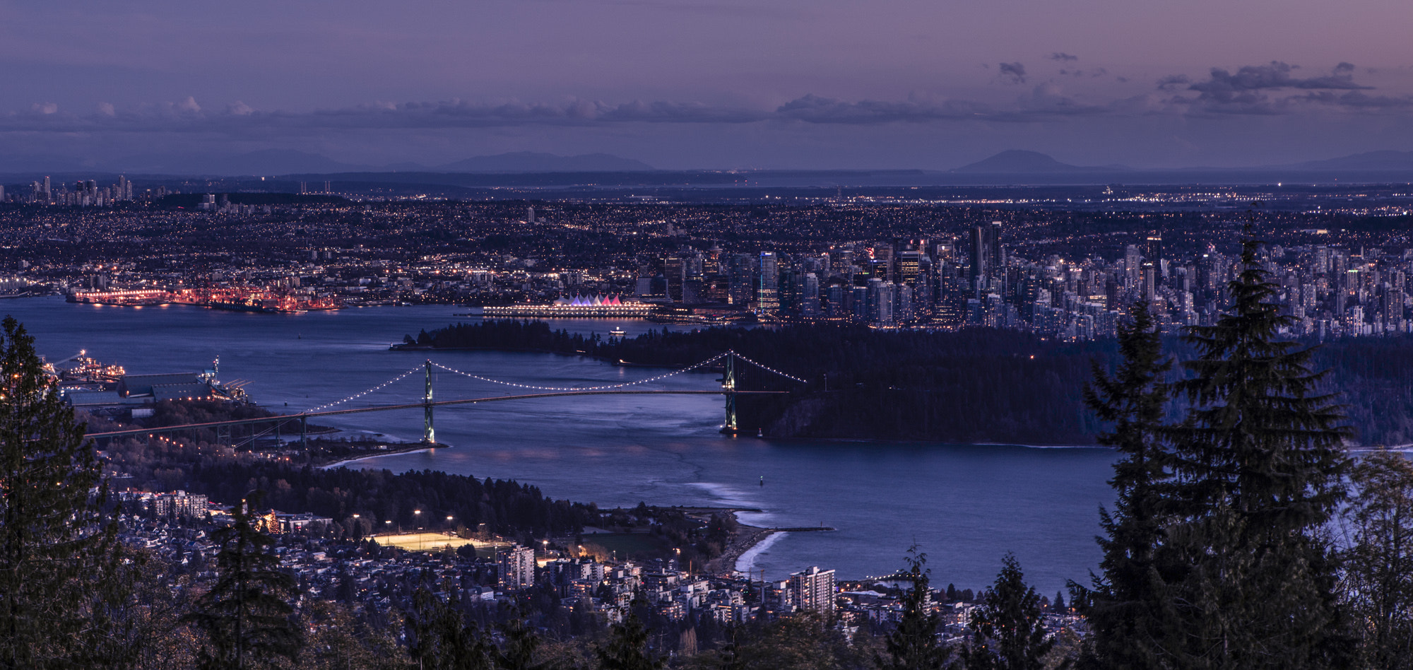 Canon EF 24-70mm F2.8L USM sample photo. Vancouver cityscape at night photography