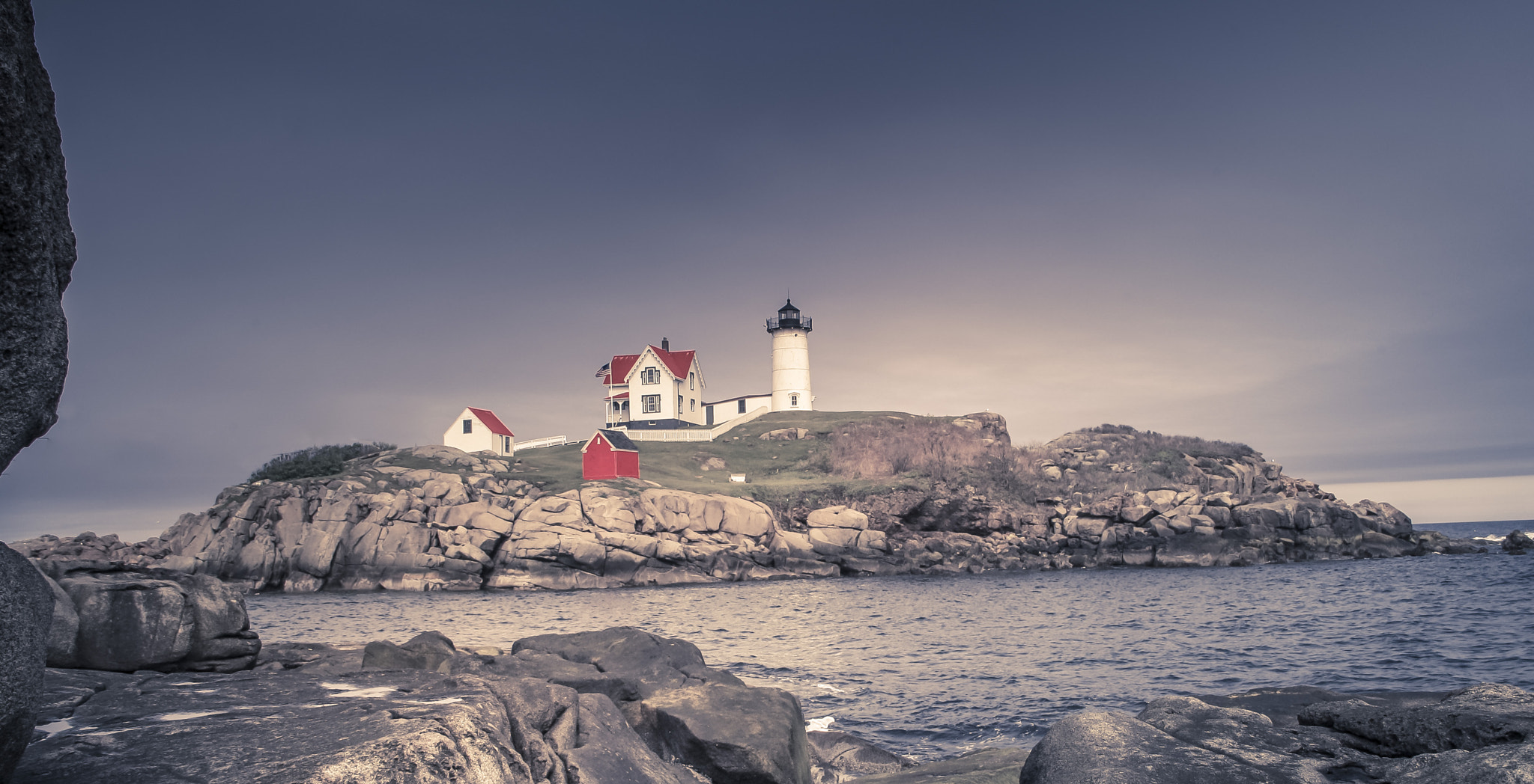 Canon EOS 1000D (EOS Digital Rebel XS / EOS Kiss F) sample photo. Cape neddick nubble lighthouse photography