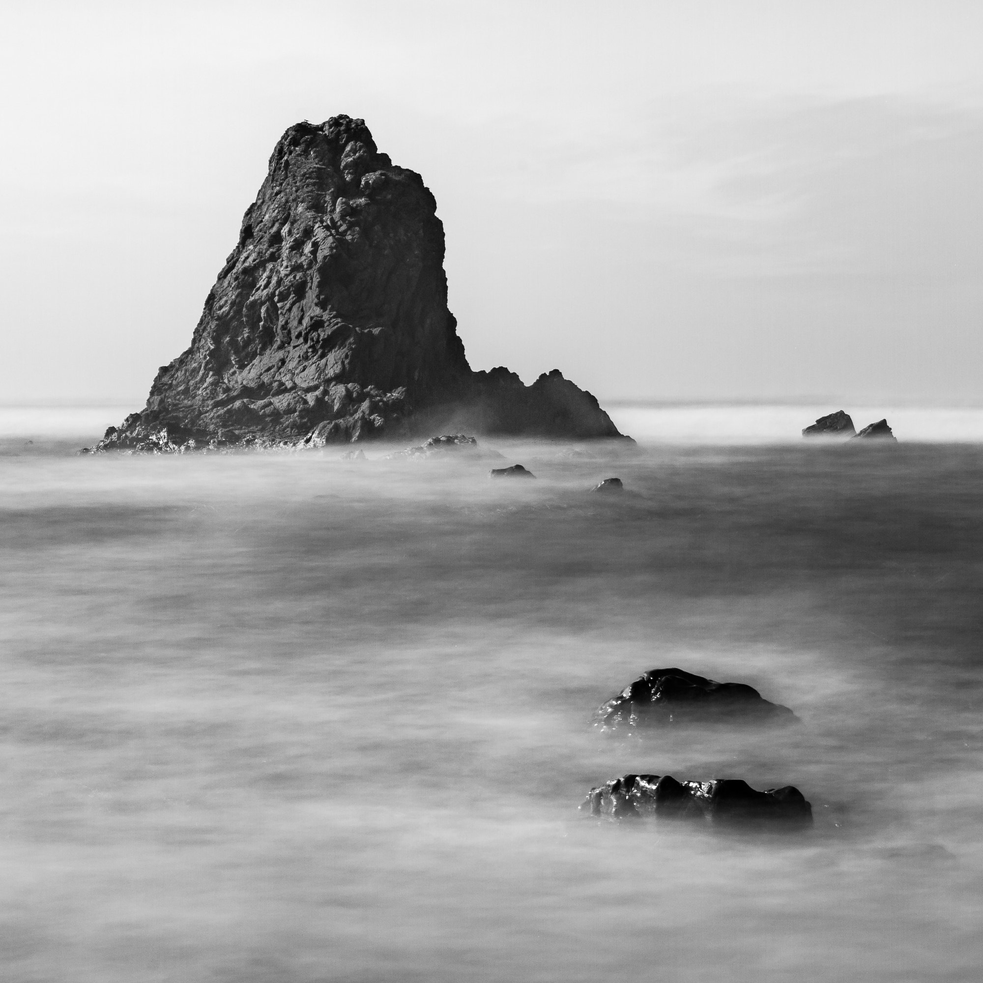 Sigma 18-50mm f/2.8 Macro sample photo. Black rock b&w photography