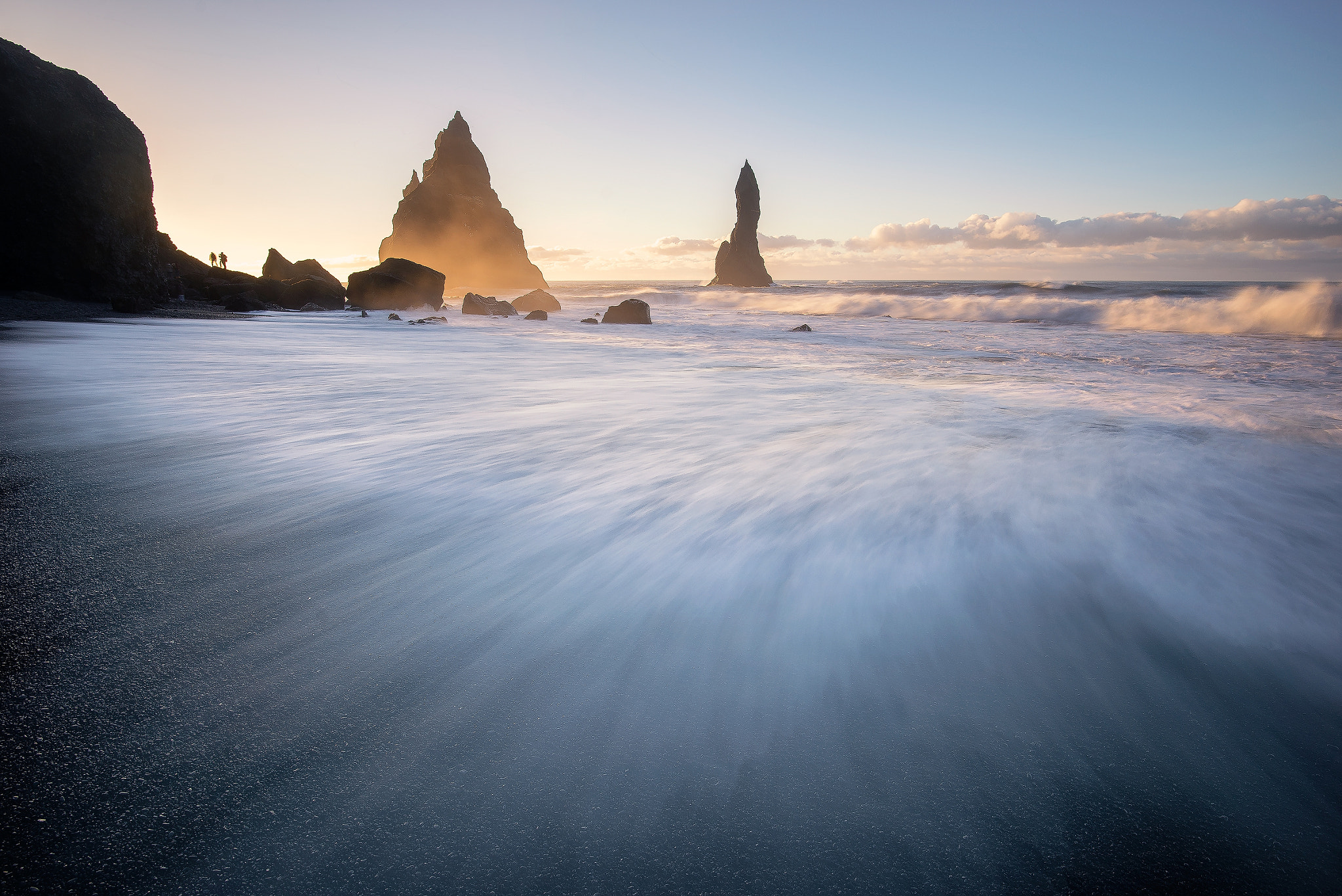 Nikon D600 + Nikon AF-S Nikkor 20mm F1.8G ED sample photo. Sunset&black beach photography