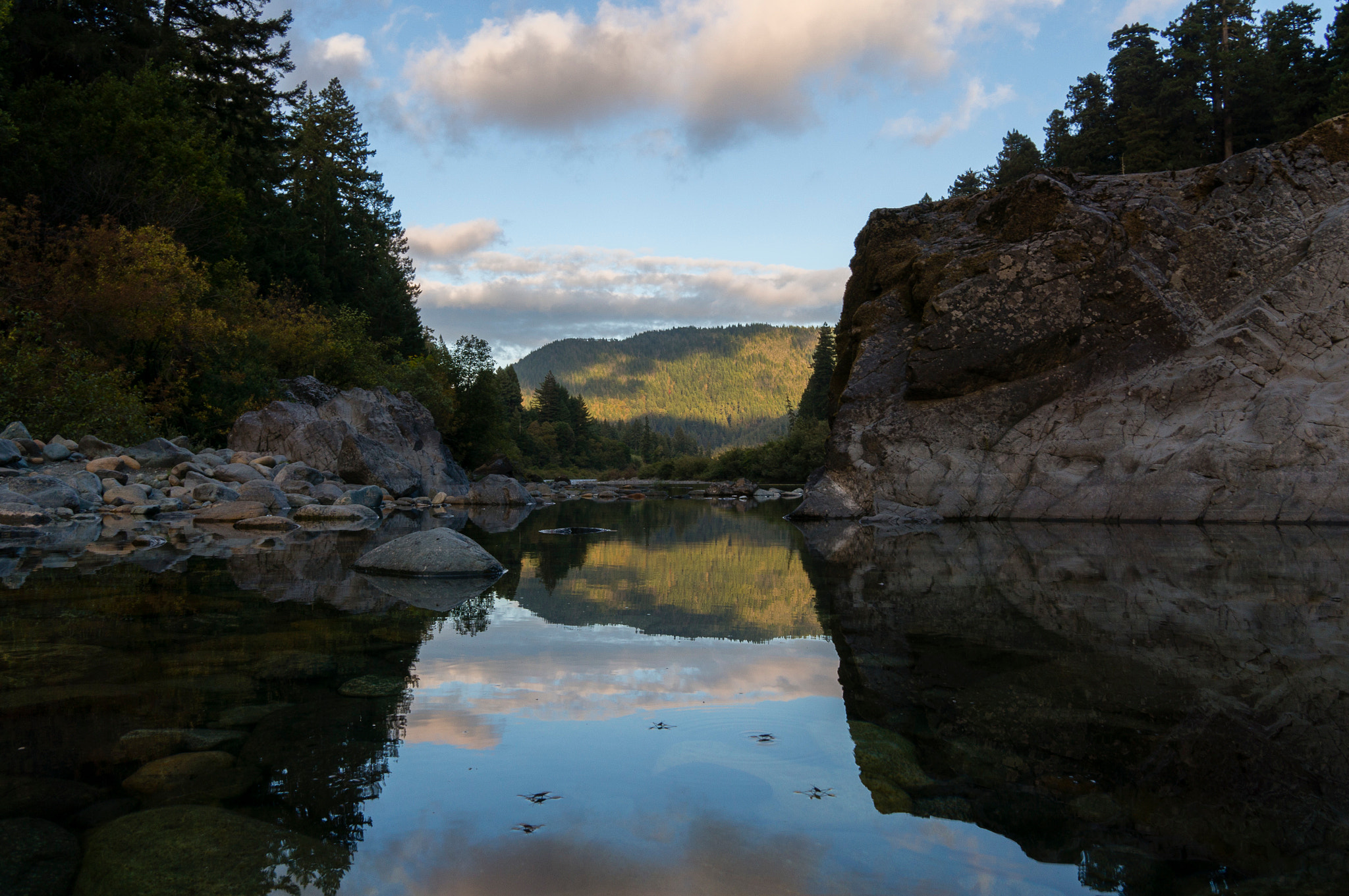 Sony Alpha NEX-6 + Sigma 19mm F2.8 EX DN sample photo. Reflection photography