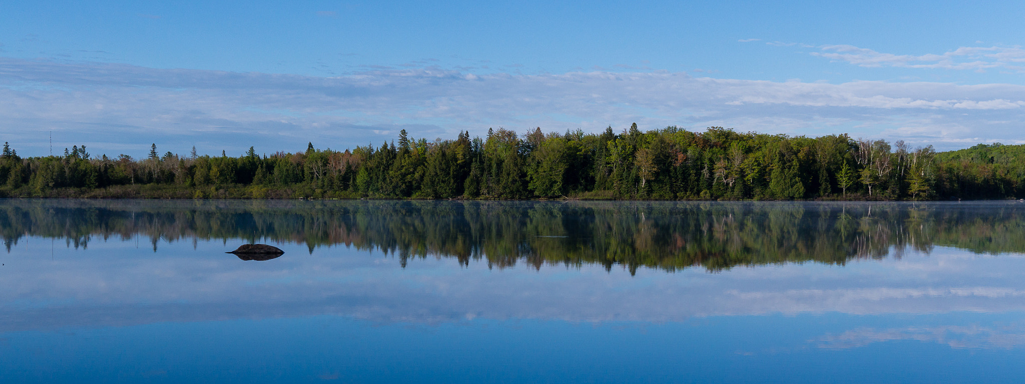 Sony Alpha NEX-6 + Sigma 30mm F2.8 EX DN sample photo. Worm lake panorama photography