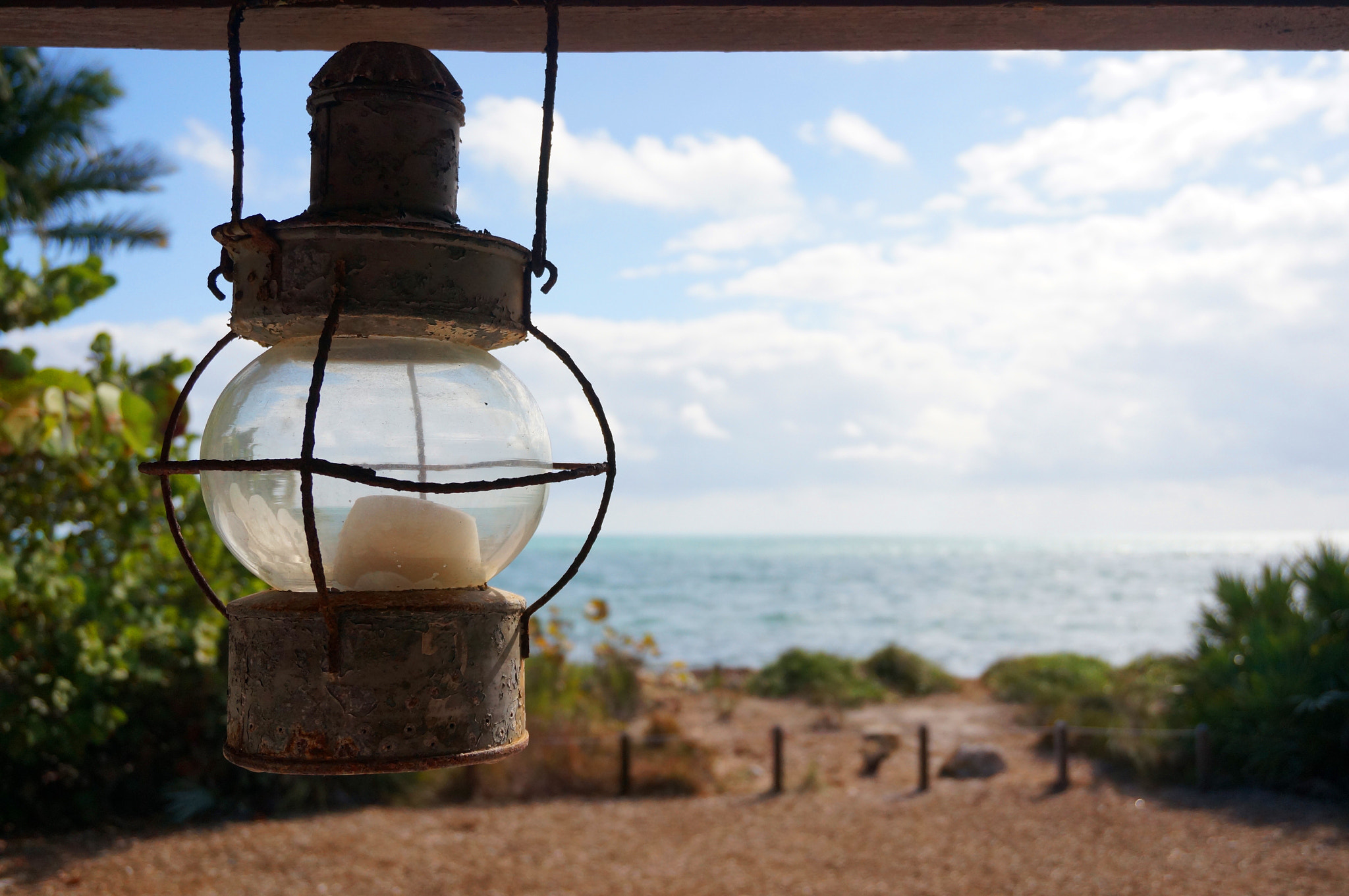 Sony Alpha NEX-6 sample photo. Lantern photography
