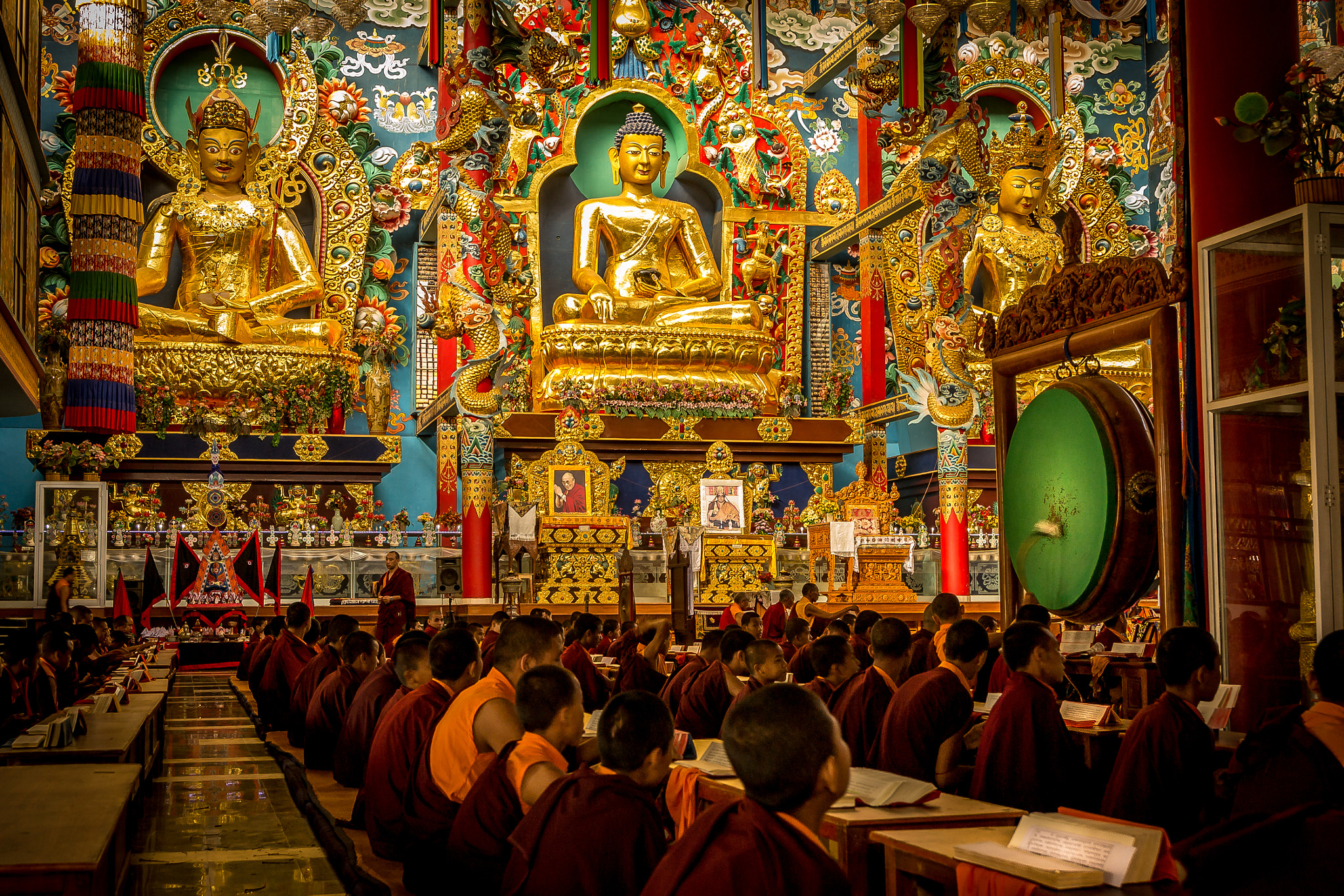 Sigma 17-50mm F2.8 EX DC OS HSM sample photo. Pray for the peace photography
