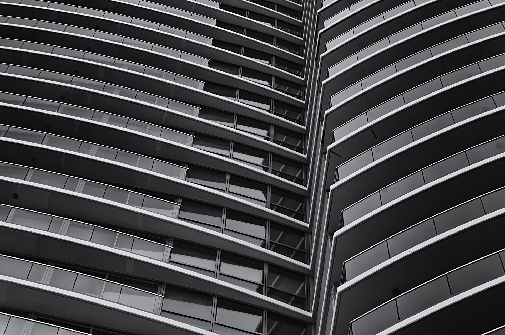 AF Nikkor 70-210mm f/4-5.6D sample photo. Torre maral explanada photography
