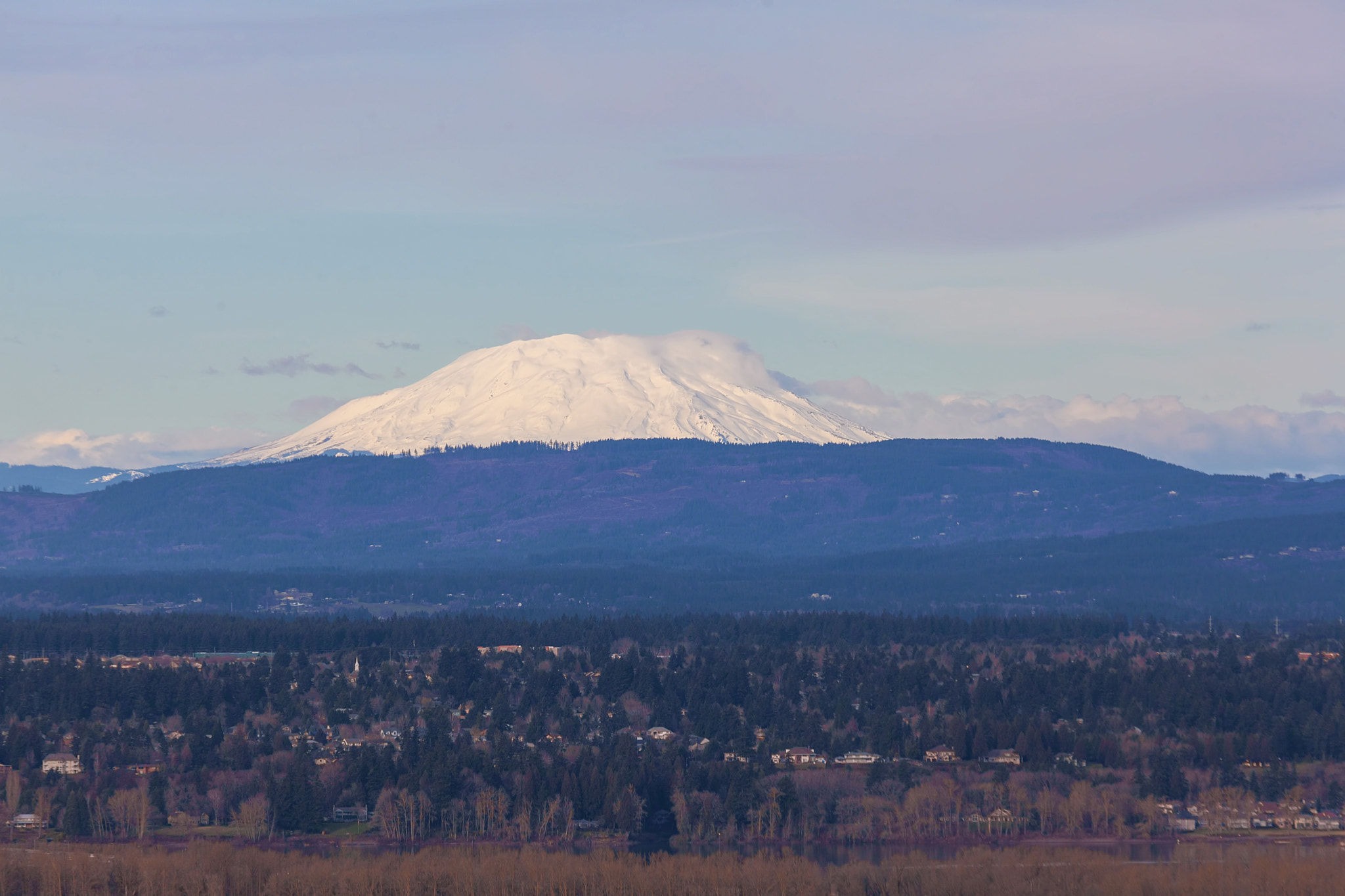 Canon EF 100-400mm F4.5-5.6L IS USM sample photo. Snow covered mount st helens with blue sky photography