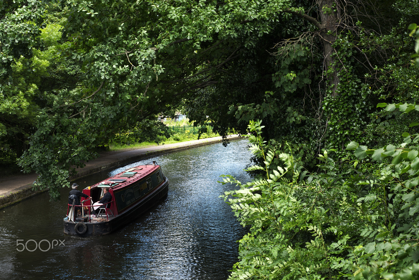 Nikon D810 + Nikon AF Nikkor 50mm F1.8D sample photo. Boat photography
