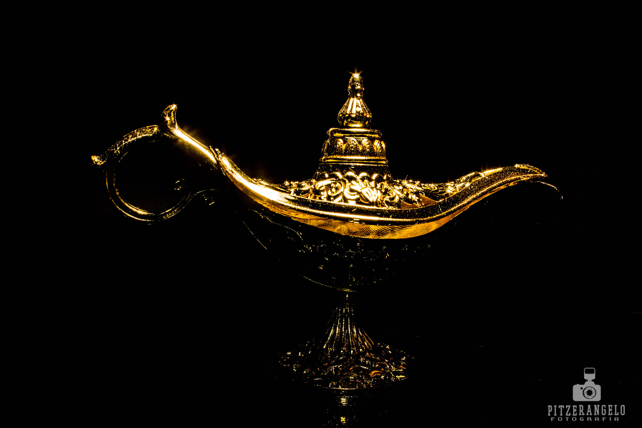Canon EOS 650D (EOS Rebel T4i / EOS Kiss X6i) sample photo. Lamp genie ⚜️ photography