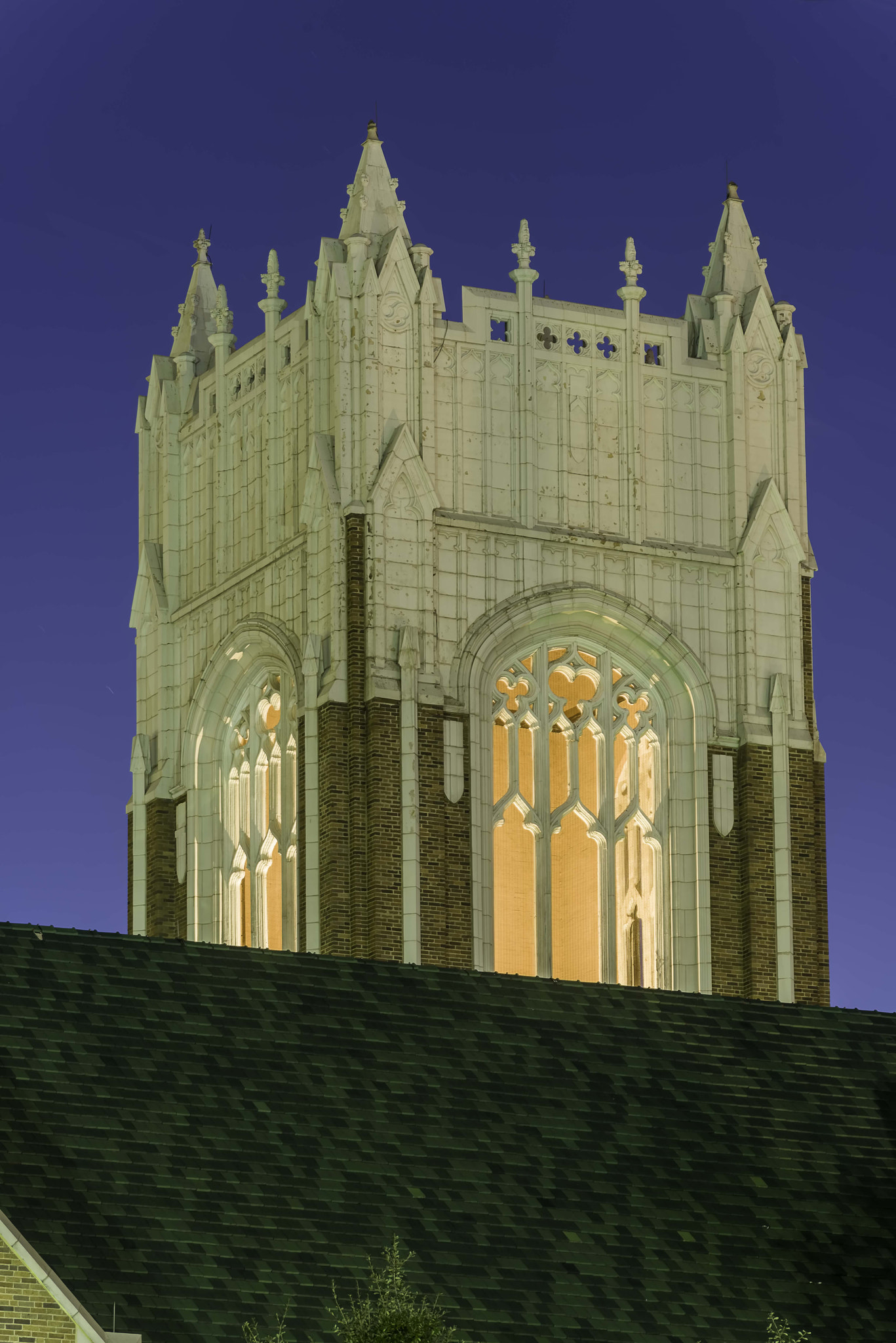 Nikon D800 + AF Nikkor 180mm f/2.8 IF-ED sample photo. Bluehour, dallas downtown church photography