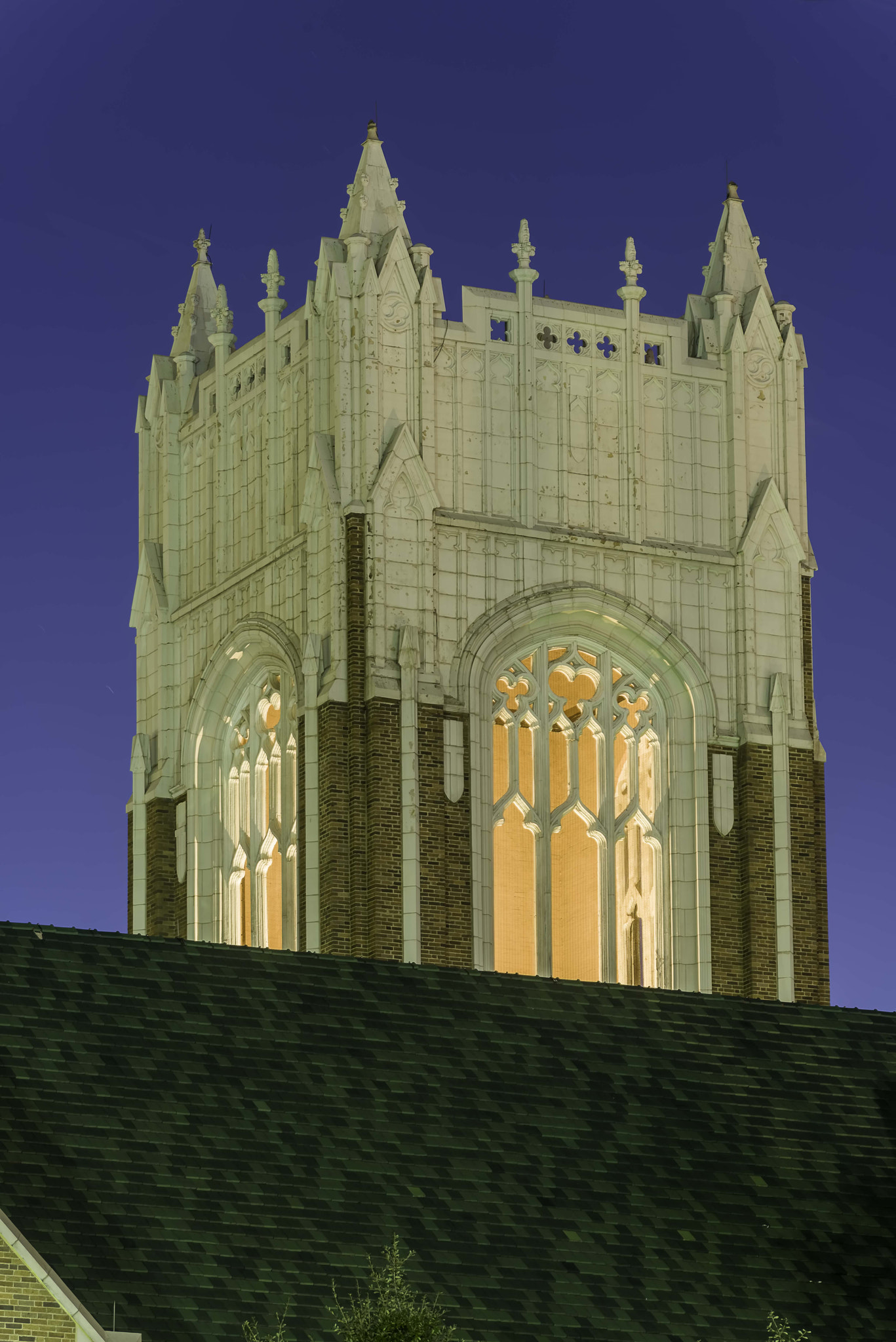 Nikon D800 + AF Nikkor 180mm f/2.8 IF-ED sample photo. Bluehour, dallas downtown church photography