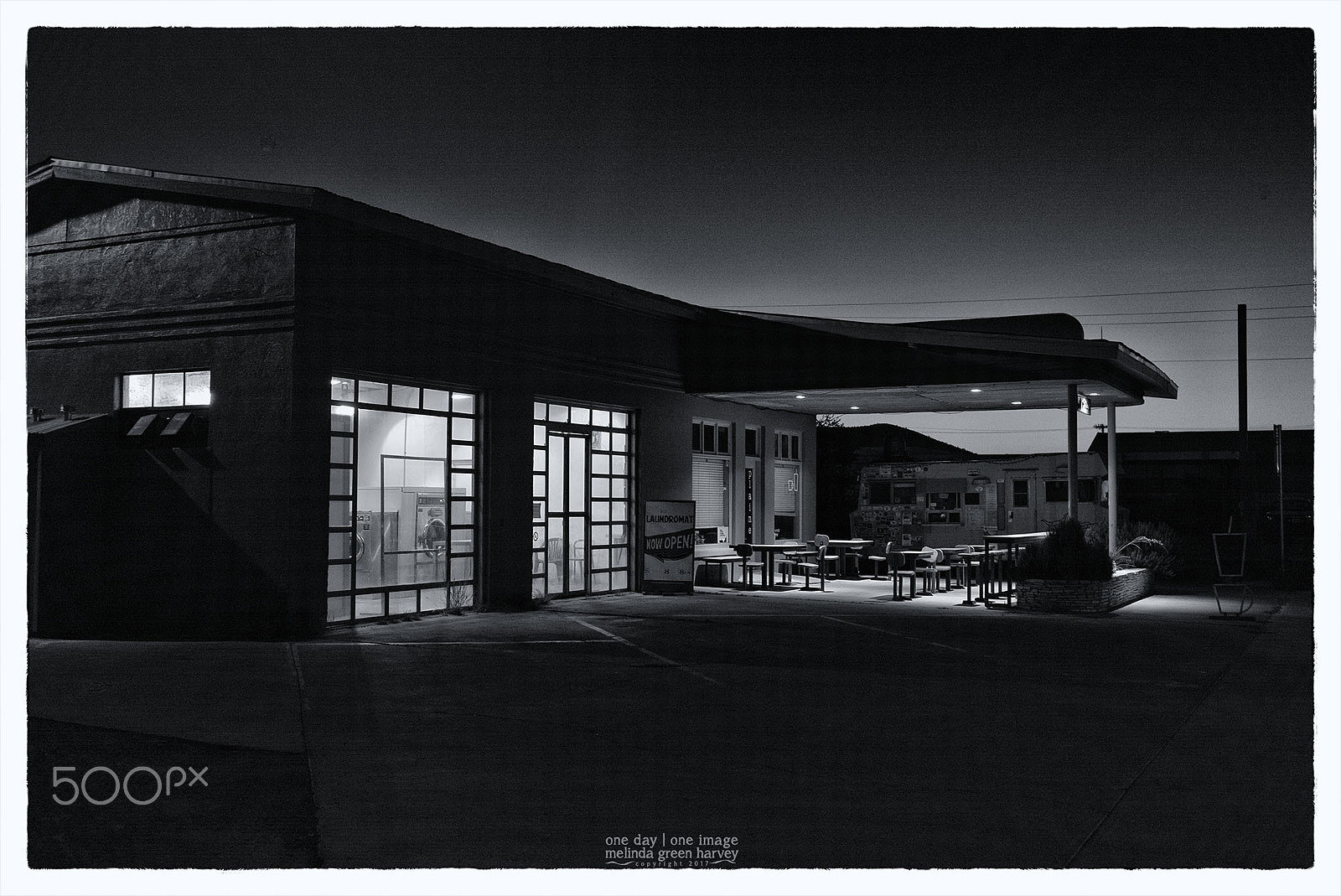Summicron-M 1:2/35 ASPH. sample photo. The day was considering making an appearance photography