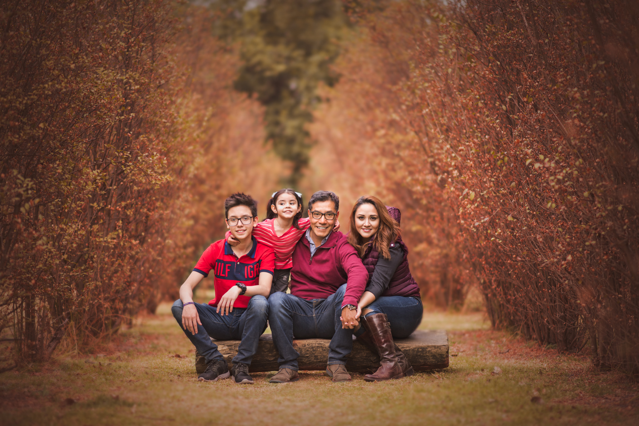 Nikon D810 + Nikon AF-S Nikkor 85mm F1.8G sample photo. Lovely family photography