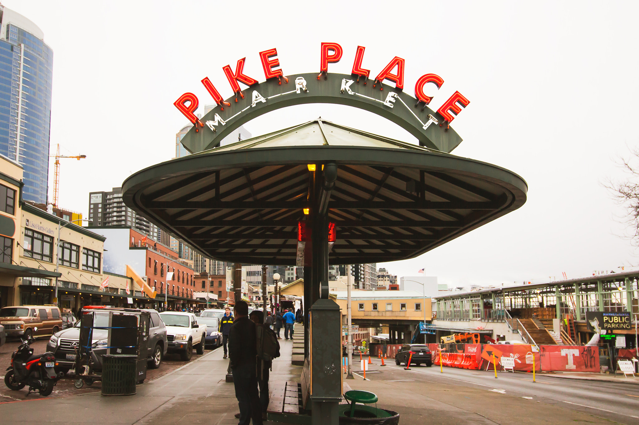 Canon EOS 600D (Rebel EOS T3i / EOS Kiss X5) sample photo. Pike market place - back photography