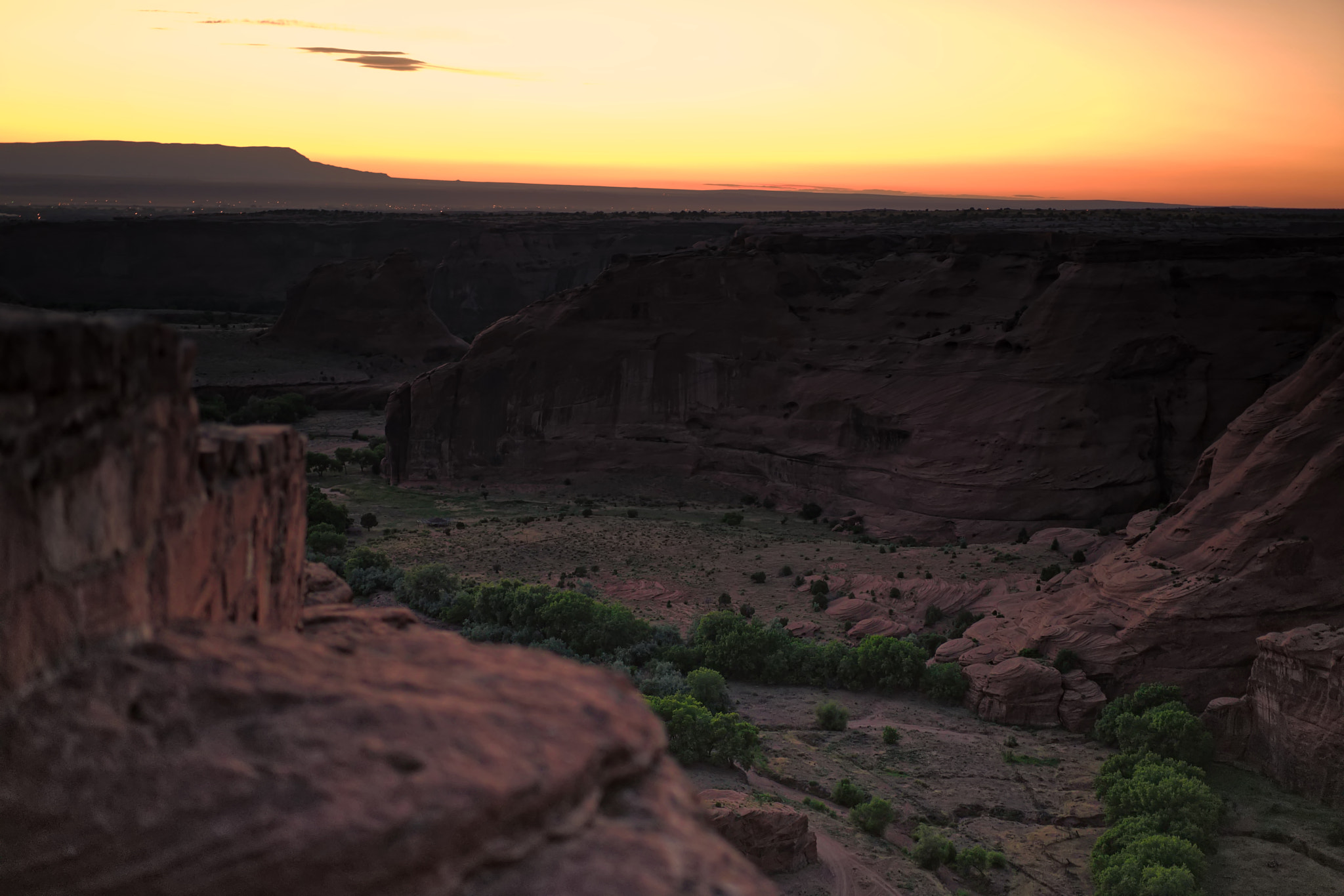 Sony a7R II + Sony Sonnar T* FE 55mm F1.8 ZA sample photo. Touch the sunset photography