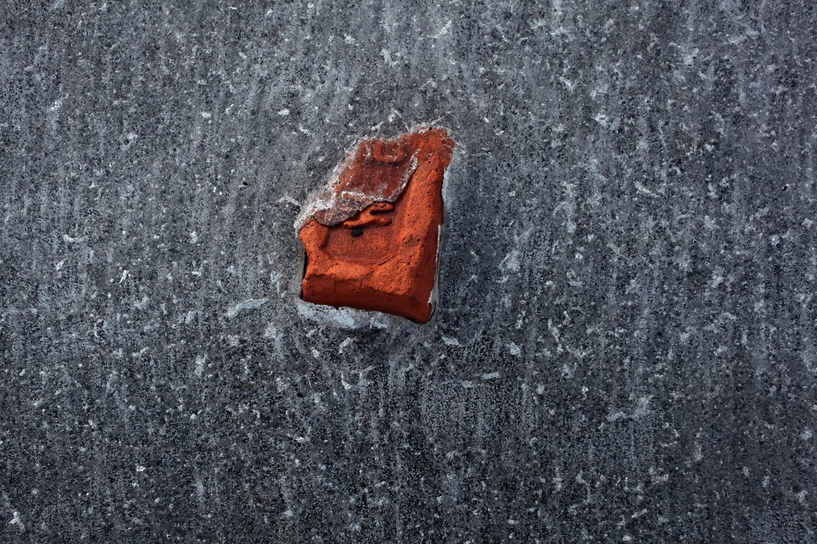 Canon EF 50mm F2.5 Macro sample photo. Brick photography