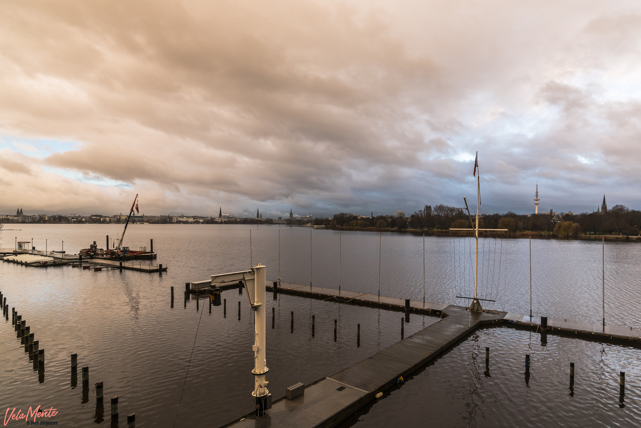 Sony a99 II sample photo. Abendstimmung an der alster photography