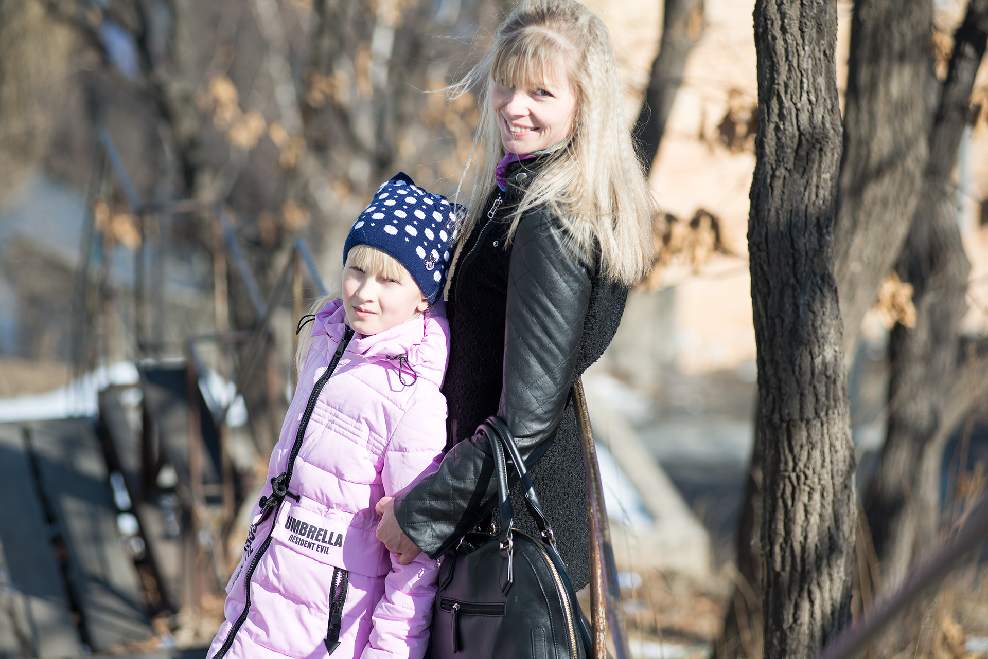 AF Zoom-Nikkor 80-200mm f/2.8 ED sample photo. Дочки-матери photography
