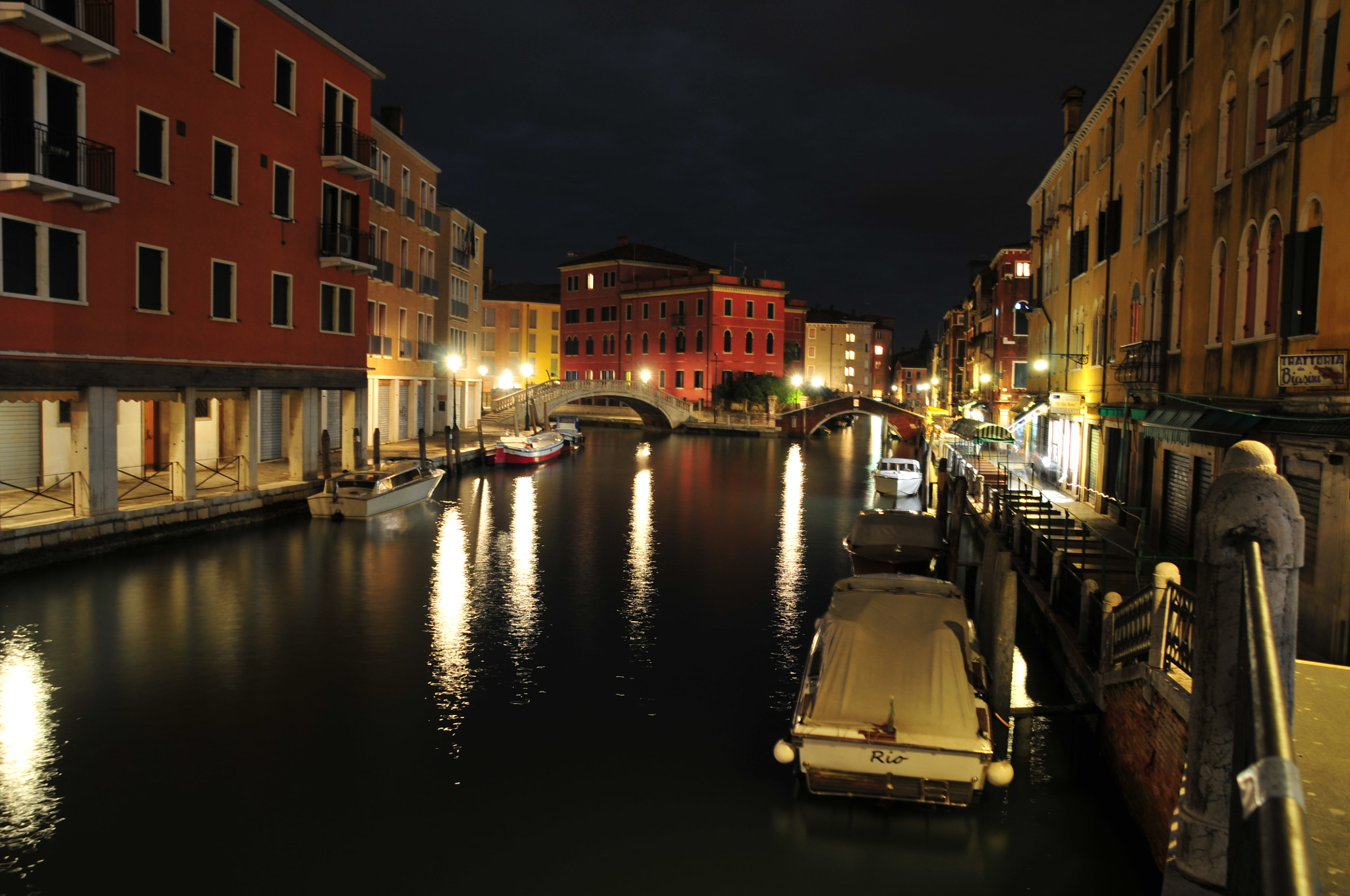 Nikon D300 + Sigma 18-200mm F3.5-6.3 DC OS HSM sample photo. Venice by night! photography