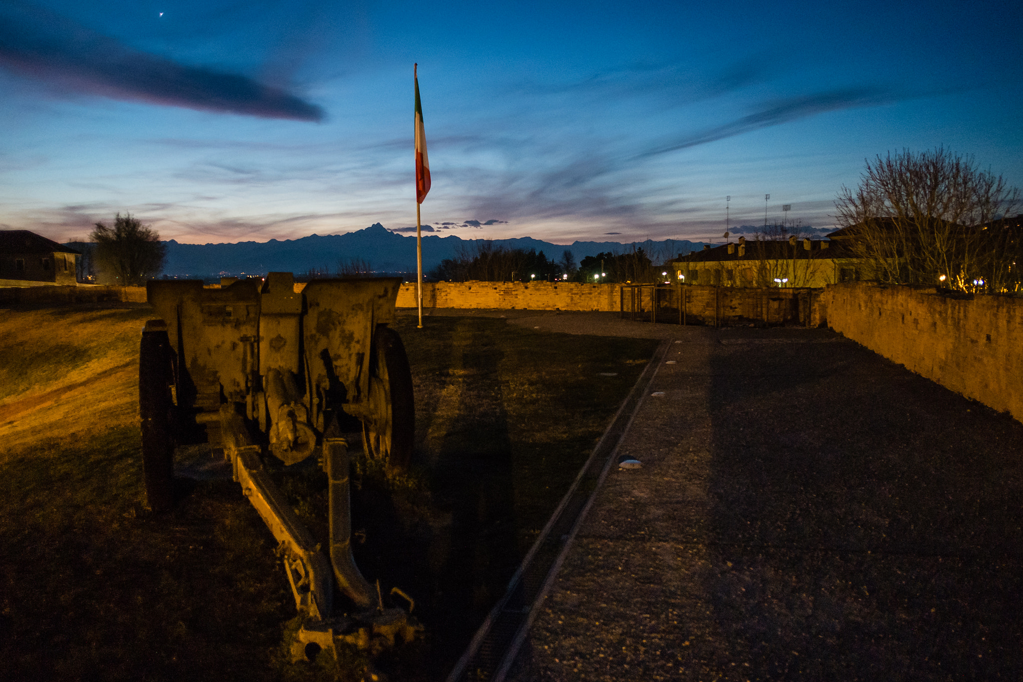 Fujifilm X-Pro1 + Fujifilm XF 18mm F2 R sample photo. Il riposo del guerriero photography