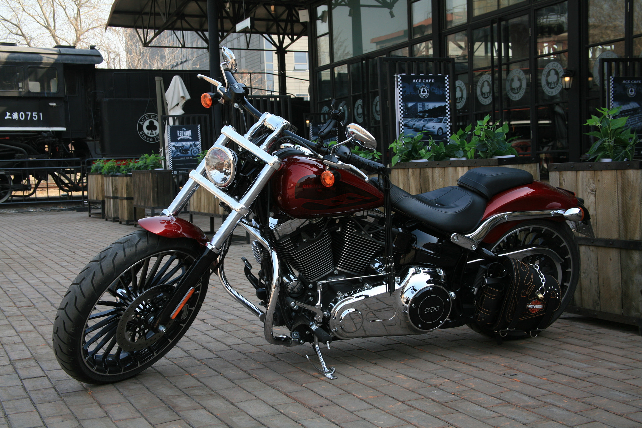 Canon EF 28-135mm F3.5-5.6 IS USM sample photo. Motorcycle photography