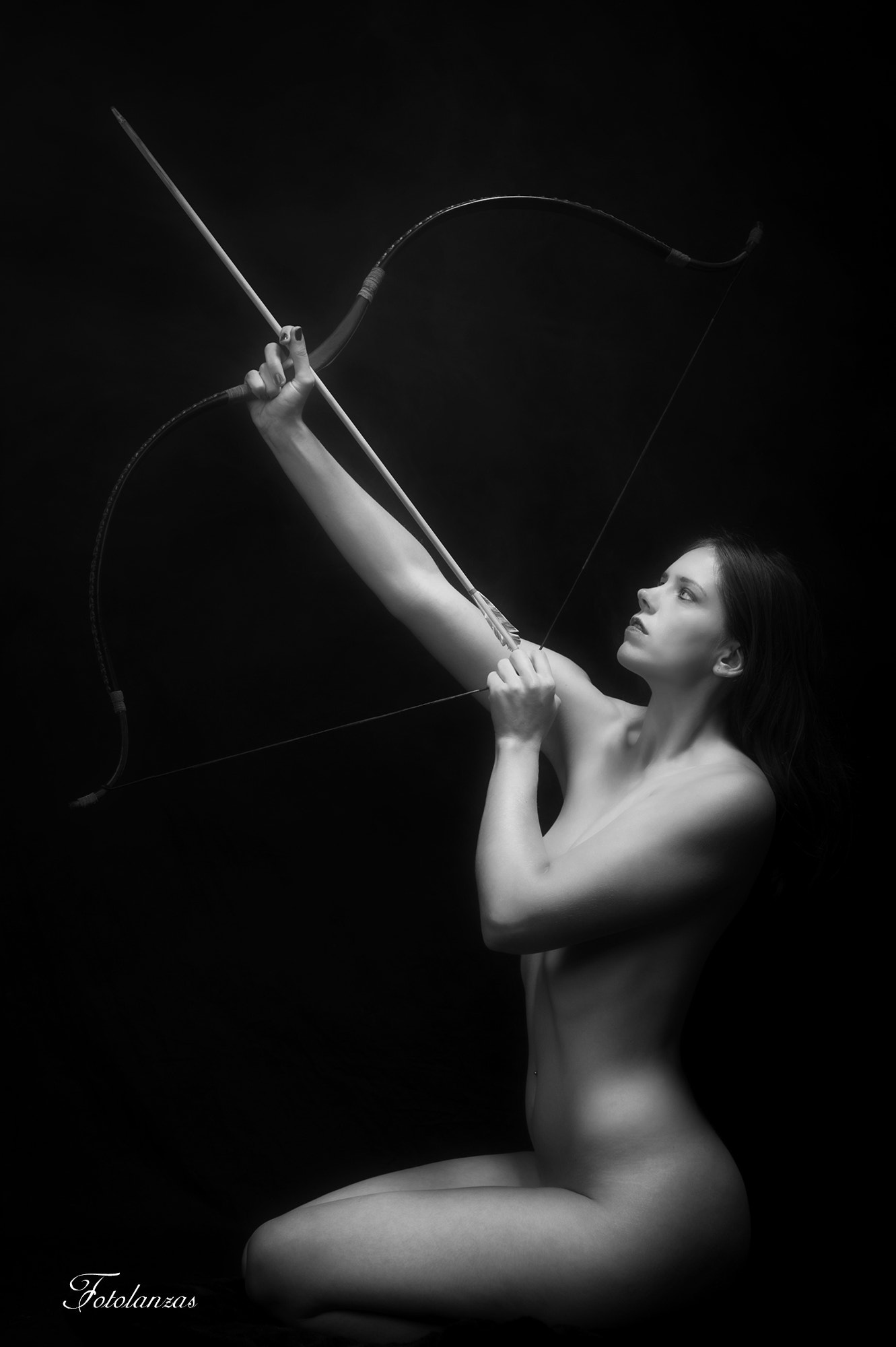 Nikon D3S sample photo. Lady with arrow photography