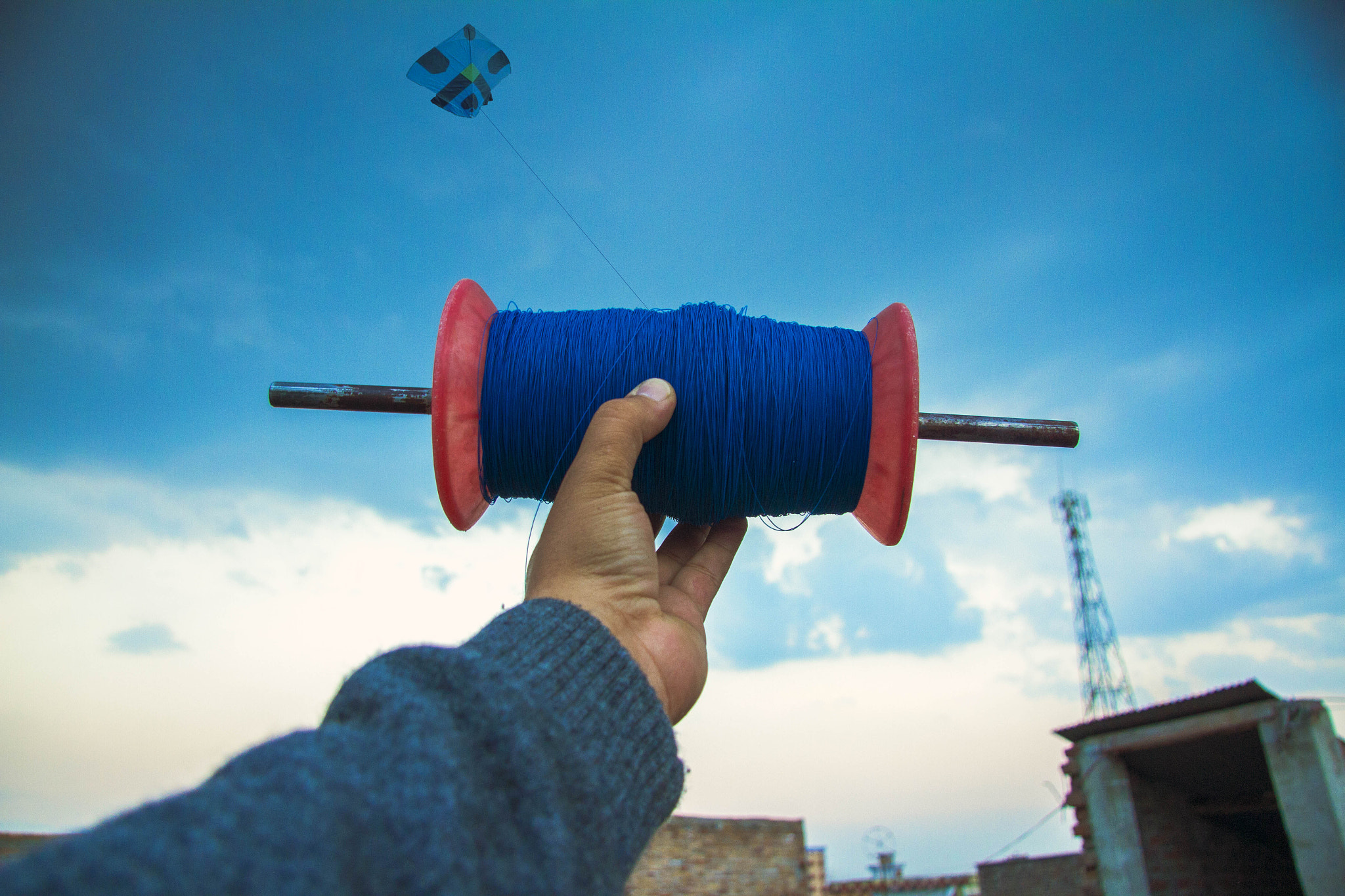 Canon EF-S 17-85mm F4-5.6 IS USM sample photo. Loving kites photography