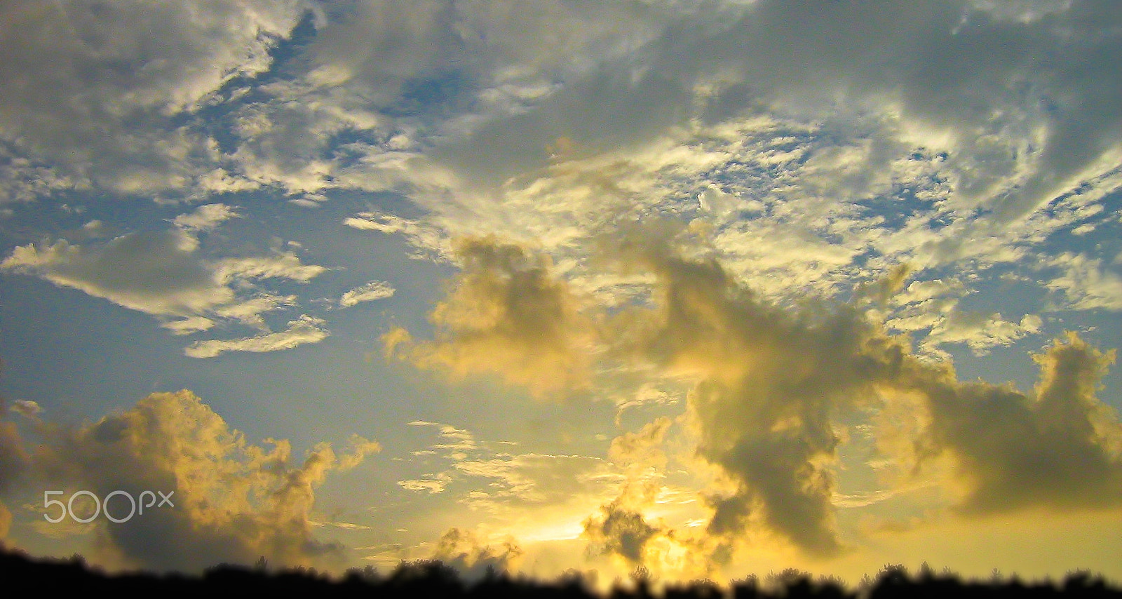 Canon POWERSHOT A430 sample photo. Fire in the sky photography
