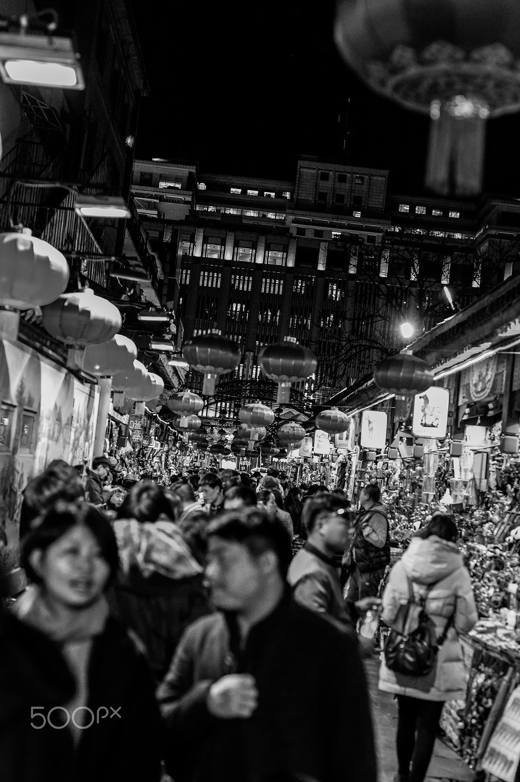 Nikon Df + Sigma 50mm F1.4 DG HSM Art sample photo. Wangfujing snack street at night, so many tourists photography