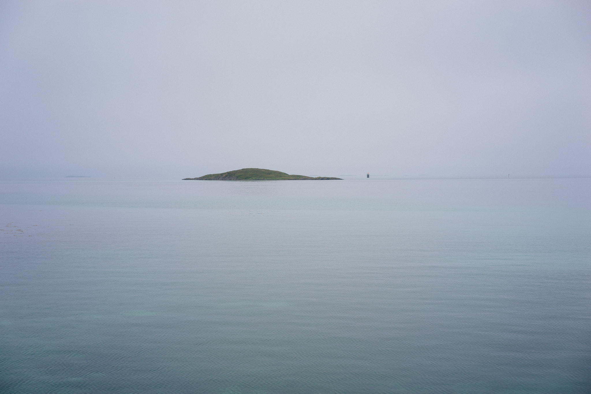 Sony a7R + Sony Sonnar T* FE 55mm F1.8 ZA sample photo. Minimal photography