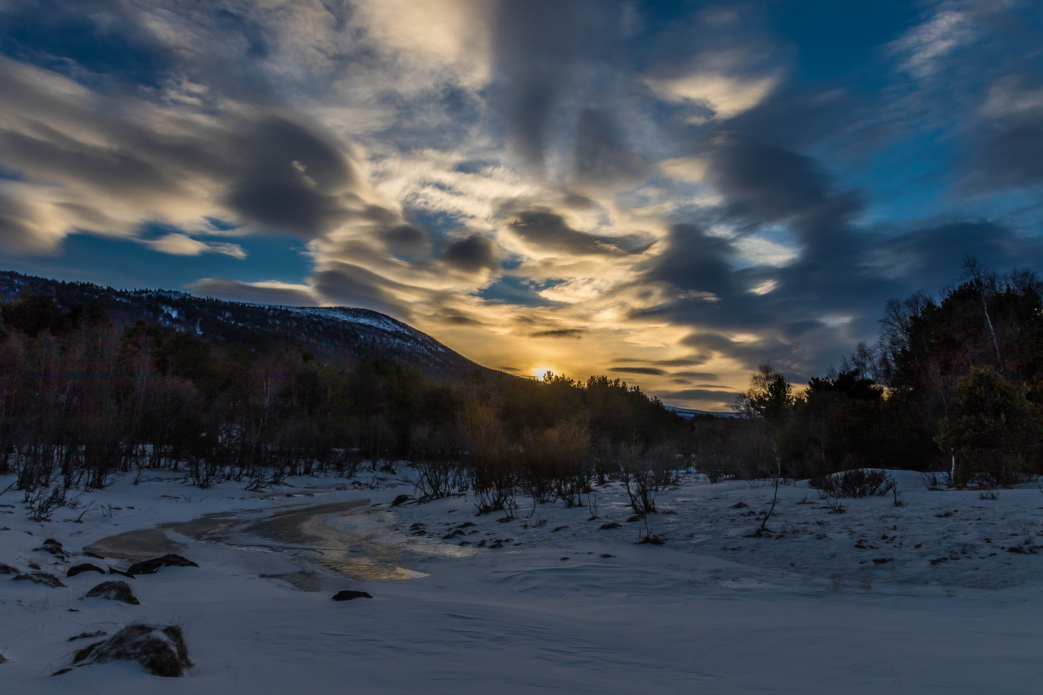 Canon EF-S 17-55mm F2.8 IS USM sample photo. Sunset at lågen photography