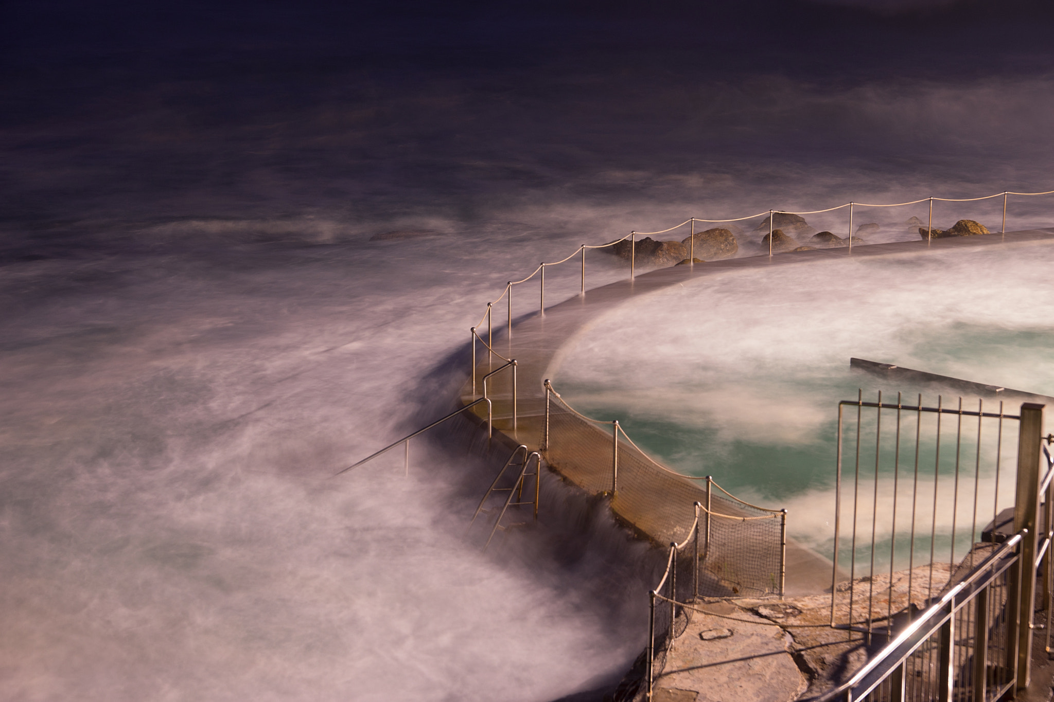 Sony a7 sample photo. High tide photography