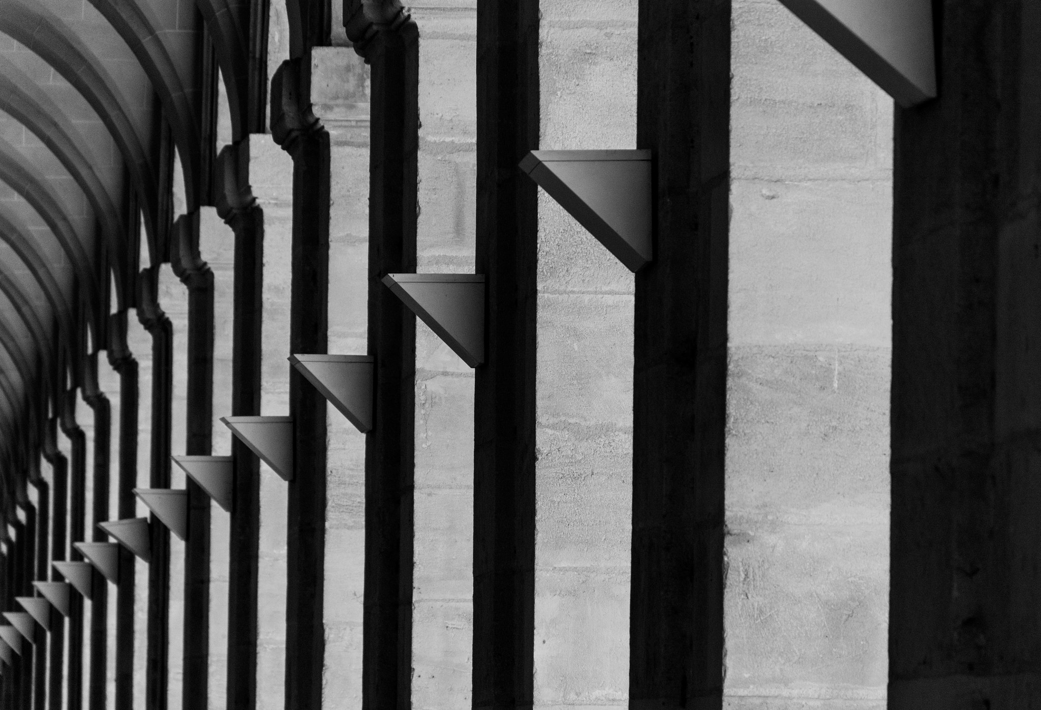 1 NIKKOR VR 10-100mm f/4-5.6 sample photo. Bordeaux photography