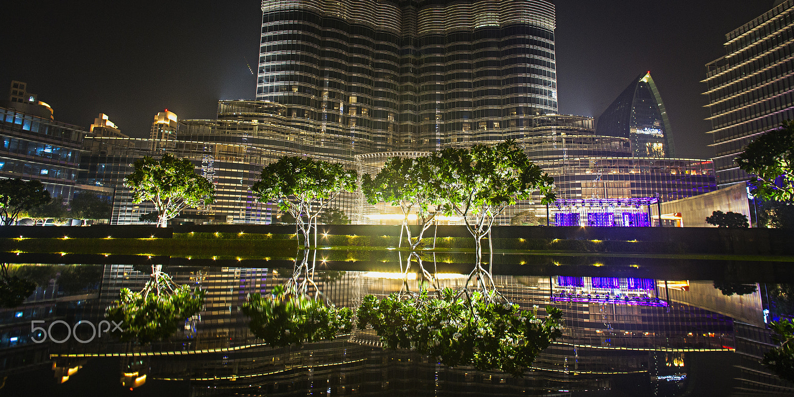 Canon EOS 5D Mark II + Canon EF 20mm F2.8 USM sample photo. Вечер в Дубаи photography