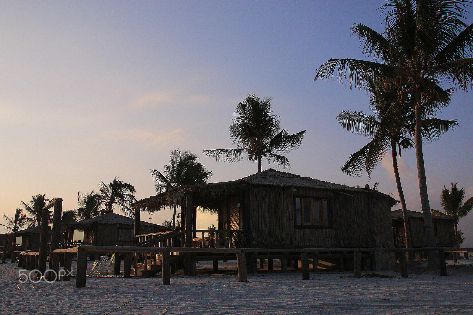 Sigma 18-250mm F3.5-6.3 DC OS HSM sample photo. Sunset bungalows photography
