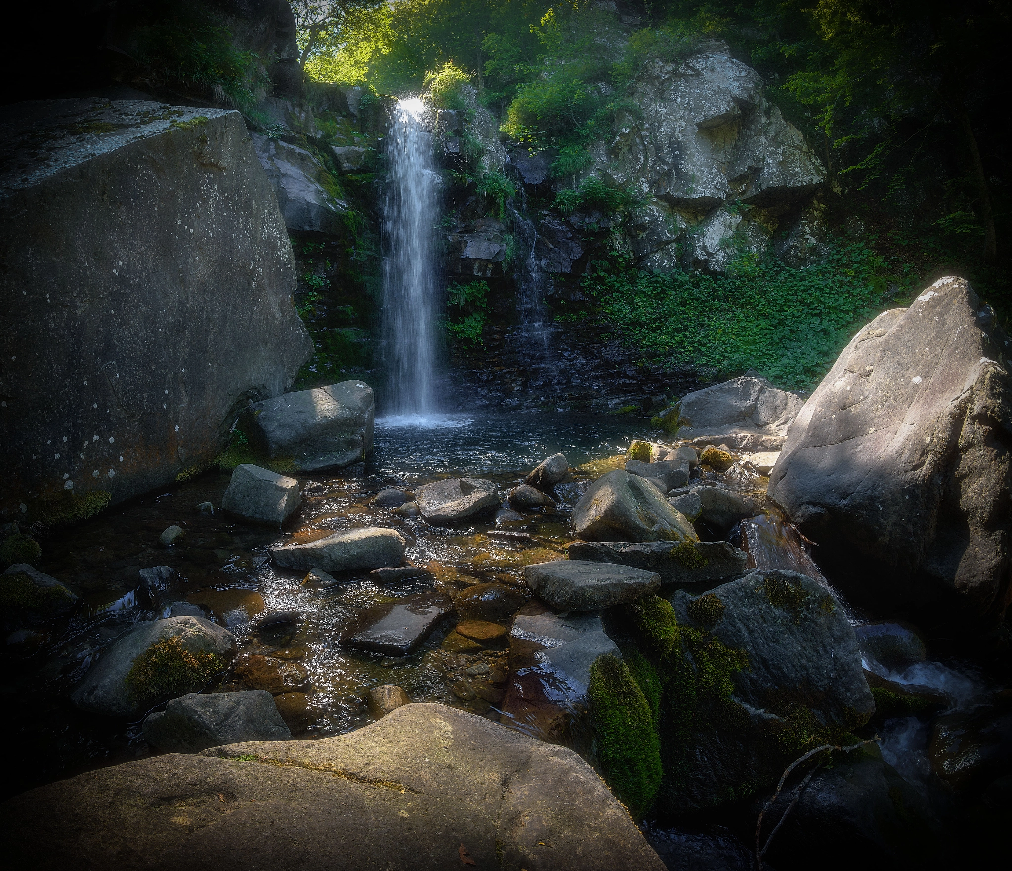 Nikon D7200 + Samyang 8mm F3.5 Aspherical IF MC Fisheye sample photo. Dardagna falls photography