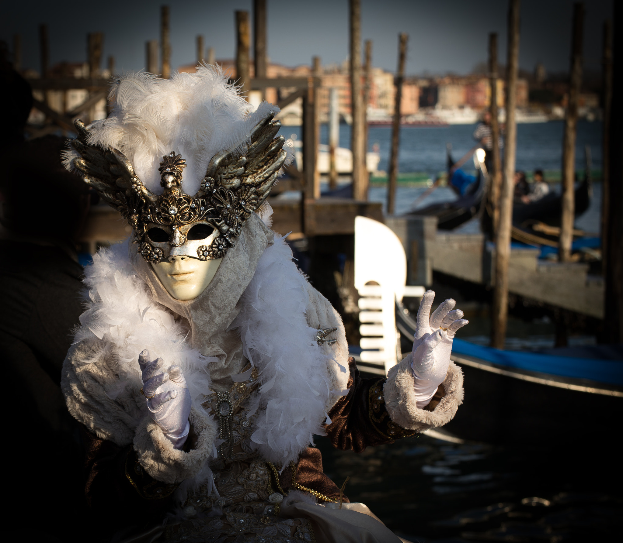 Tamron SP 35mm F1.8 Di VC USD sample photo. ..weisse maske photography