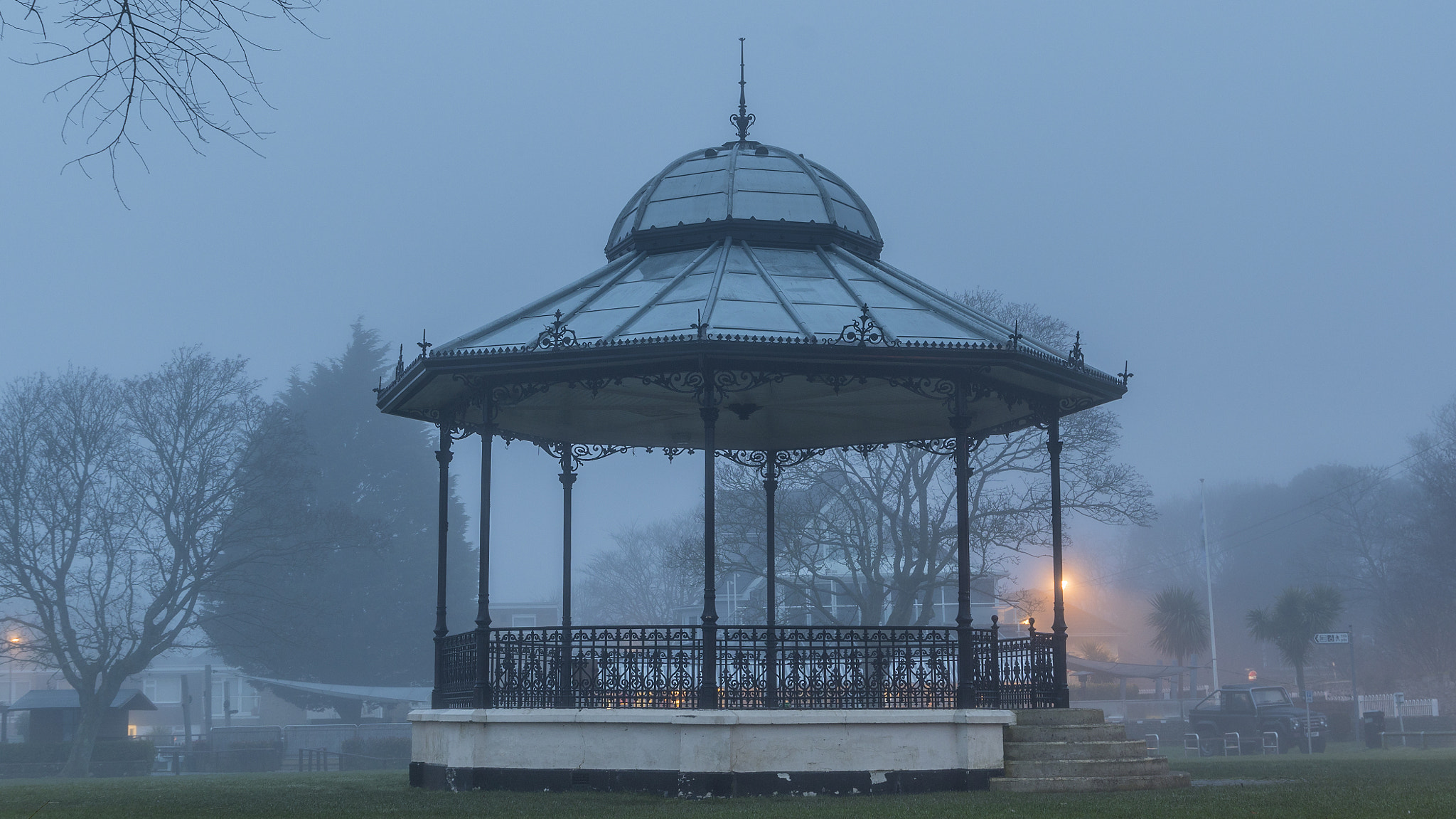 Canon EF 24-105mm F3.5-5.6 IS STM sample photo. Bandstand photography