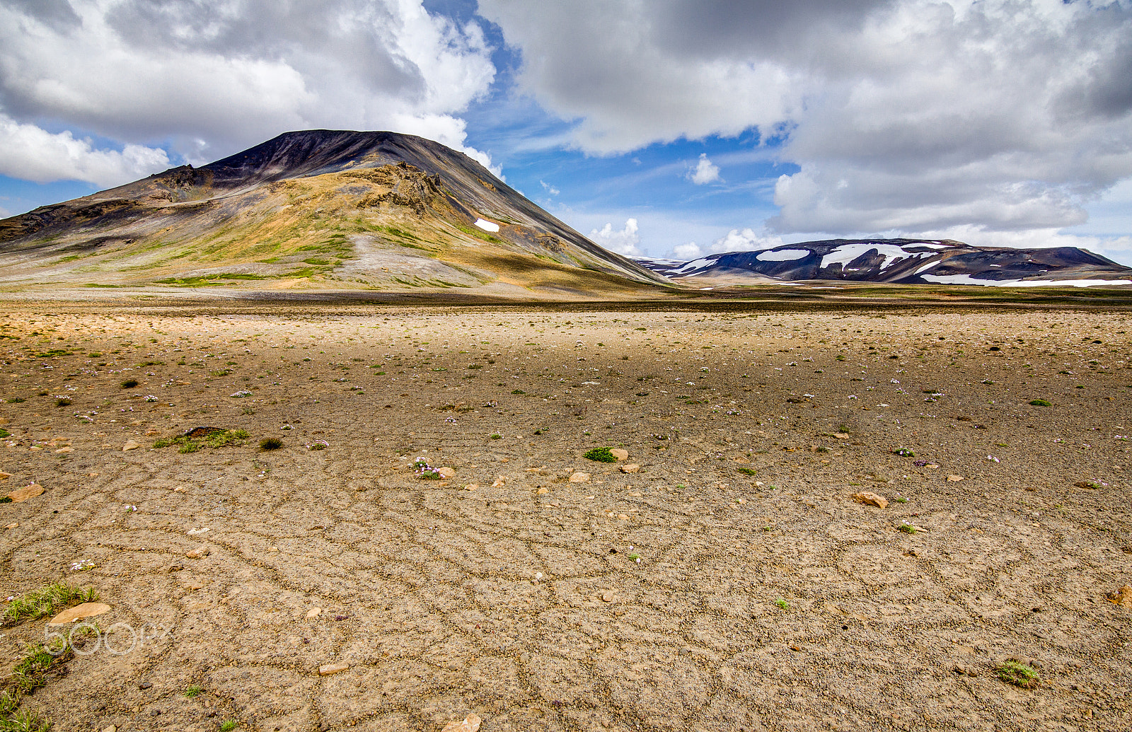 Canon EOS 550D (EOS Rebel T2i / EOS Kiss X4) sample photo. Patternd ground with polygons in beautiful primordial icelandic highland. iceland photography