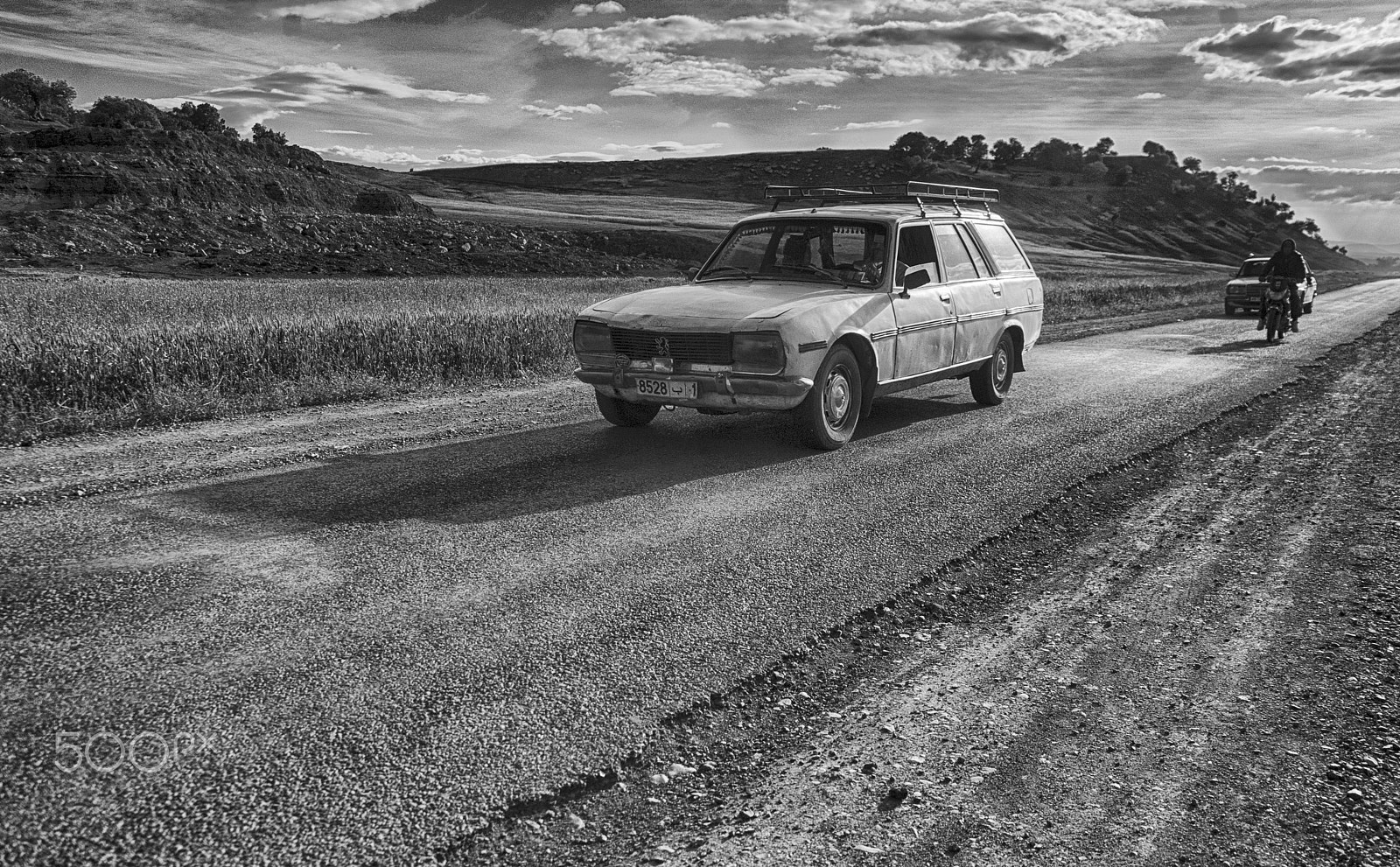 Nikon D700 sample photo. Peugeot 504 familiale photography