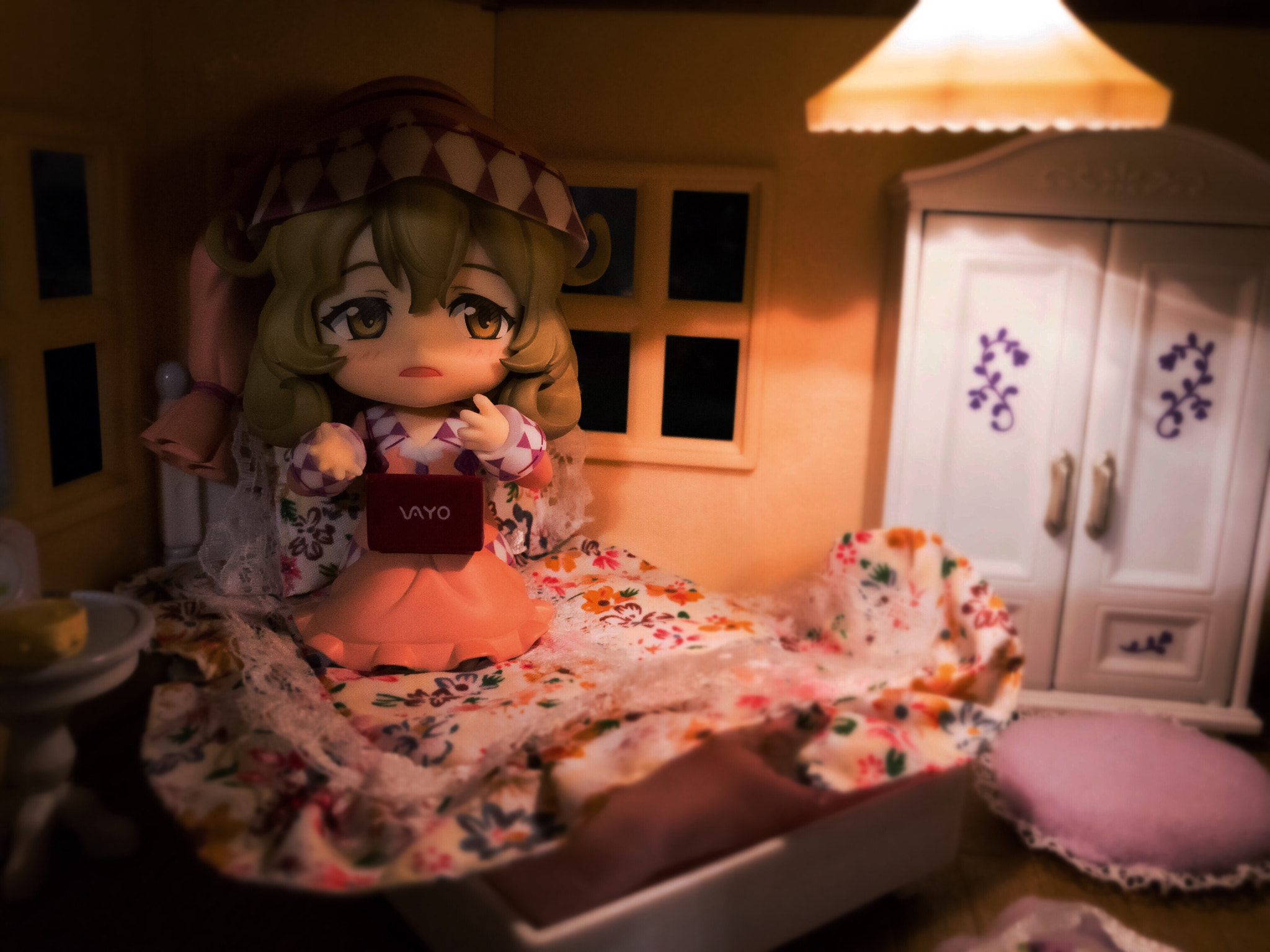 iPhone 7 Plus back camera 3.99mm f/1.8 sample photo. Sasami is tired after a long day of being lazy. photography