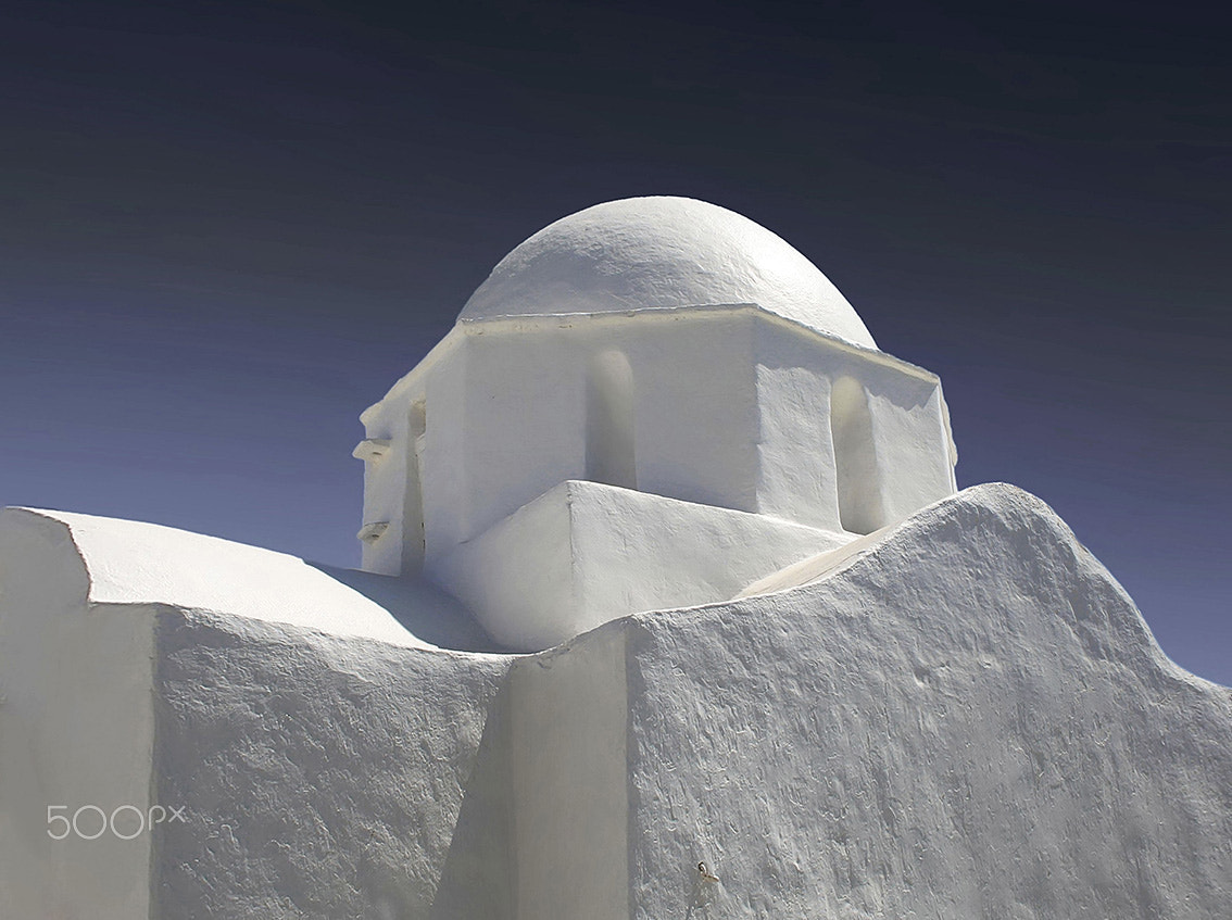 Canon EOS 5D + Canon EF 17-40mm F4L USM sample photo. Naxos photography