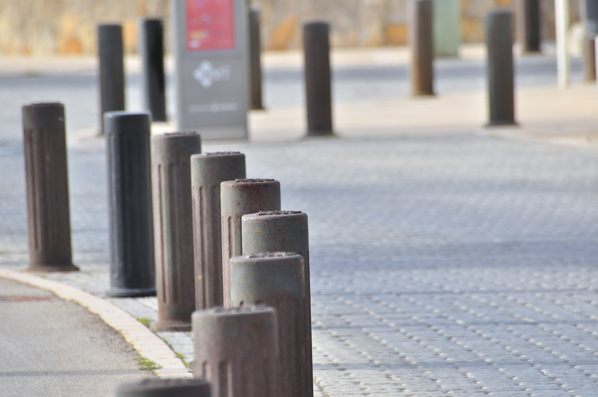 Sigma 70-300mm F4-5.6 APO DG Macro sample photo. City photography