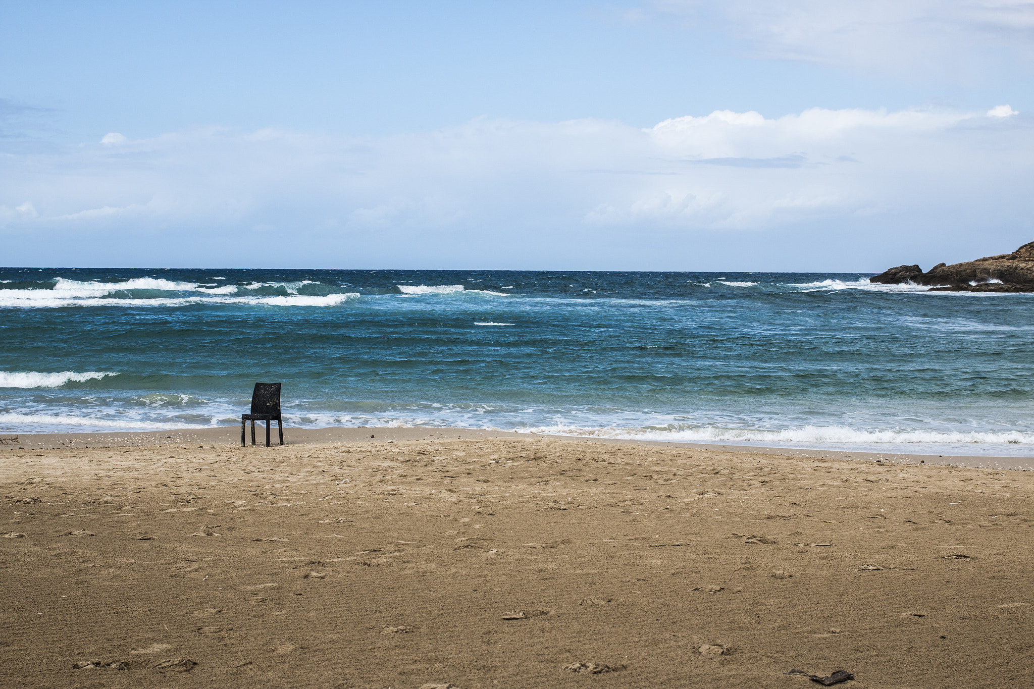 Canon EOS 70D + Canon EF 40mm F2.8 STM sample photo. Beach on the mediterranean sea photography