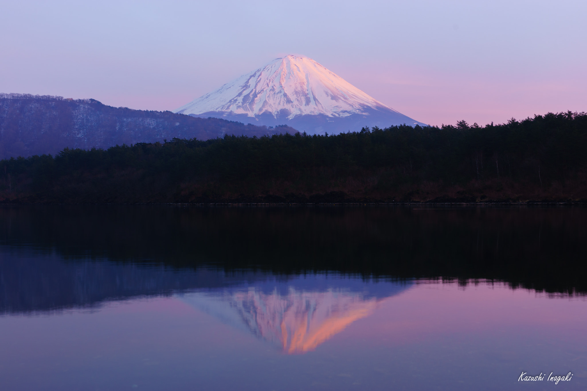 Sony a99 II sample photo. Evening scenery of lake saiko photography