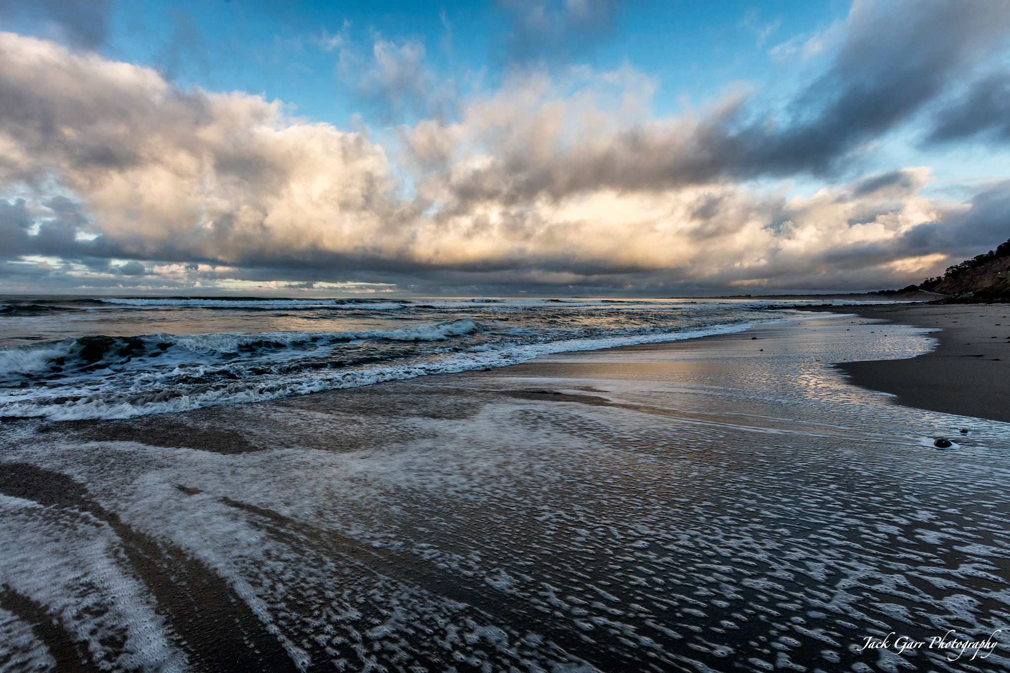 Canon EF 16-35mm F2.8L II USM sample photo. Sunrise pistachio beach ca photography