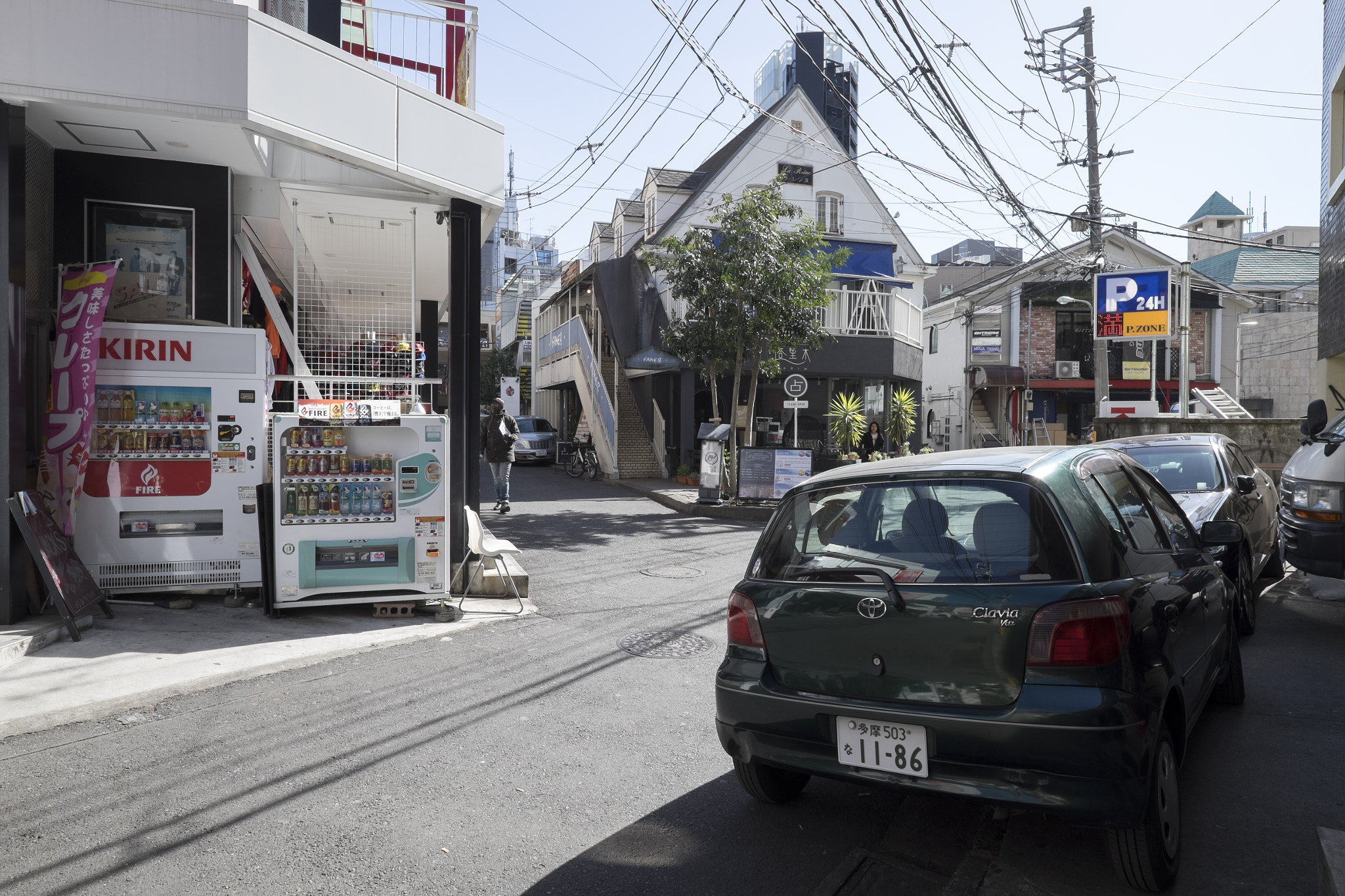 Fujifilm X-T1 + Fujifilm XF 14mm F2.8 R sample photo. Tokyo.渋谷区神宮前　原宿占い館前 photography