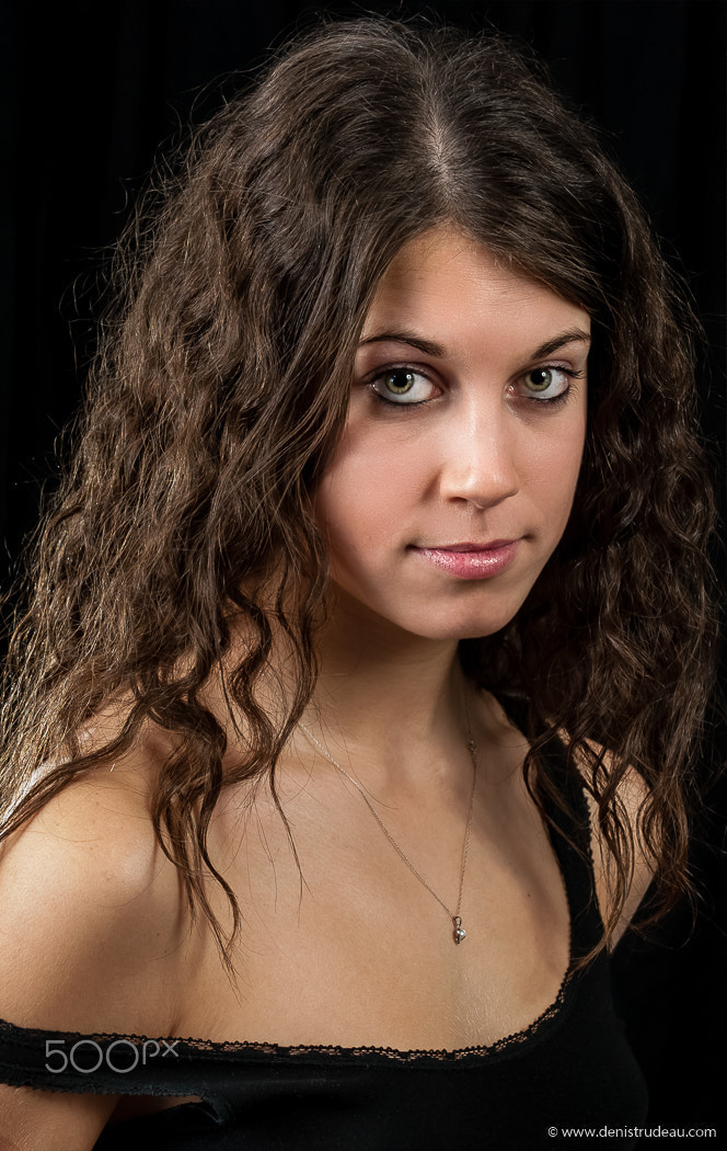 Nikon D700 sample photo. Portrait photography