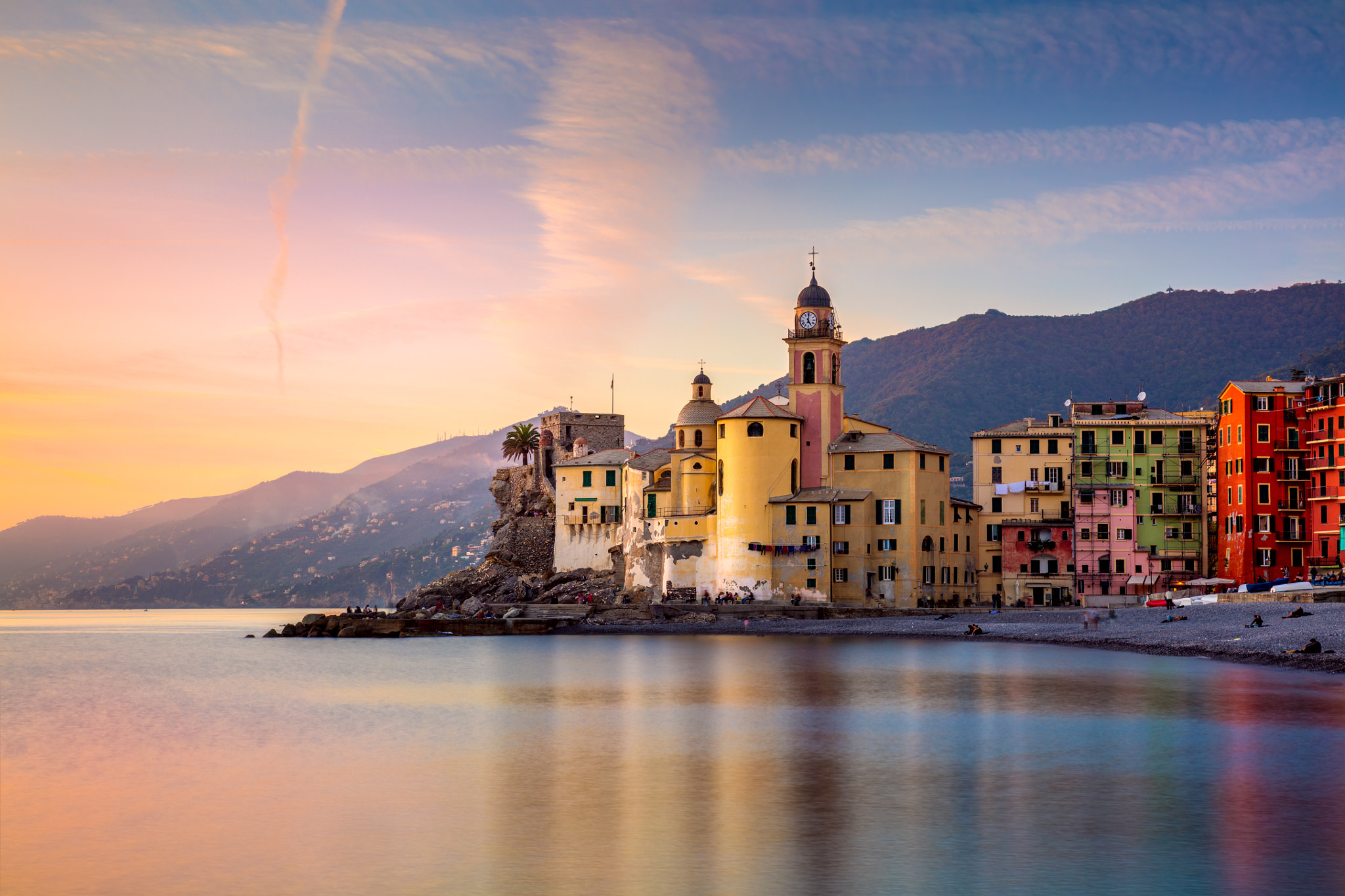 Canon EOS 5DS R sample photo. Mediterranean town at the sunrise photography