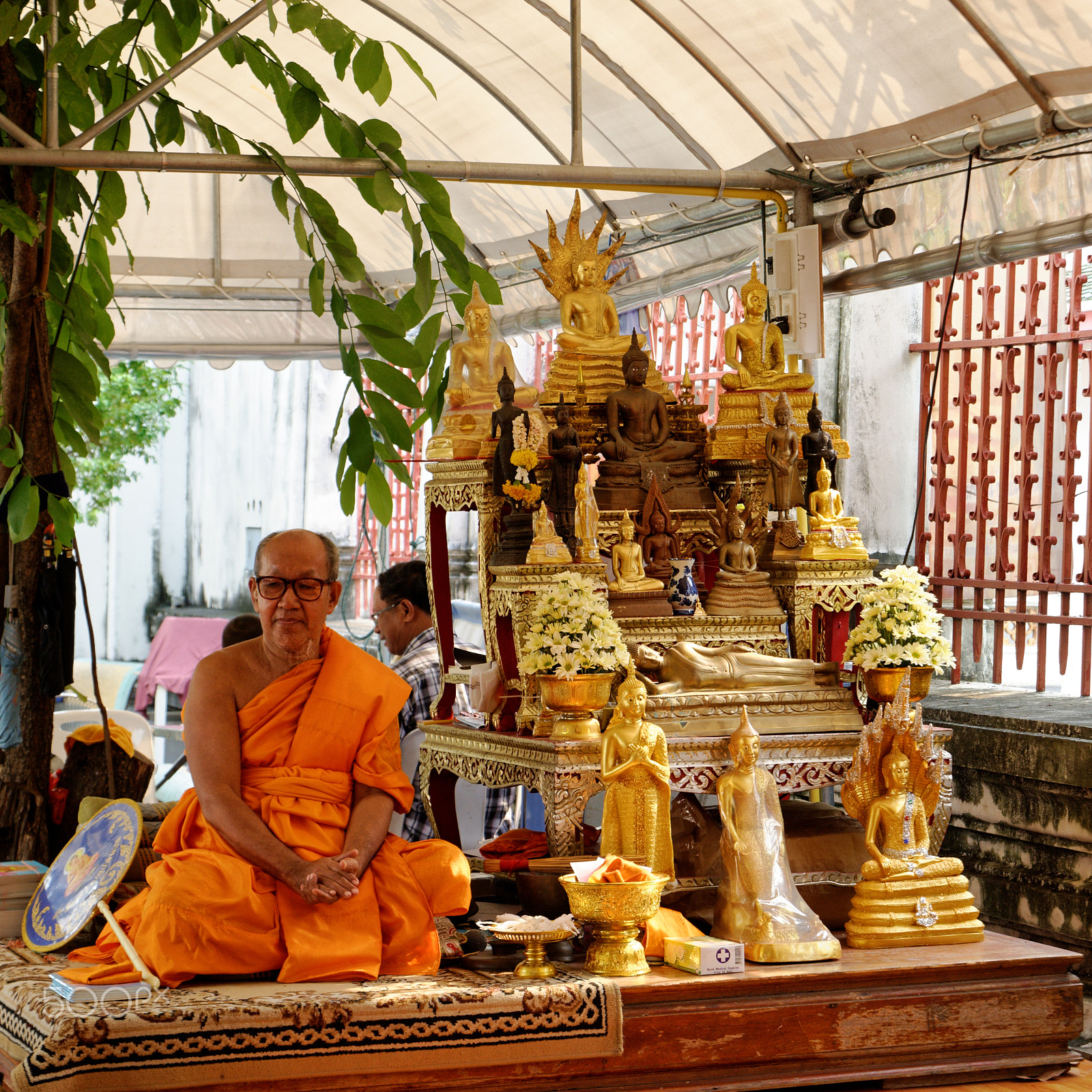 Nikon D700 sample photo. Wat arun monk photography